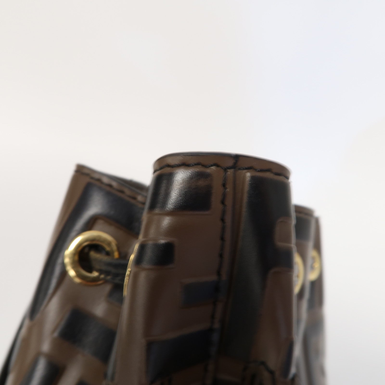 FENDI 牛皮皮革Mon Tresor金扣手挽肩背兩用袋啡色