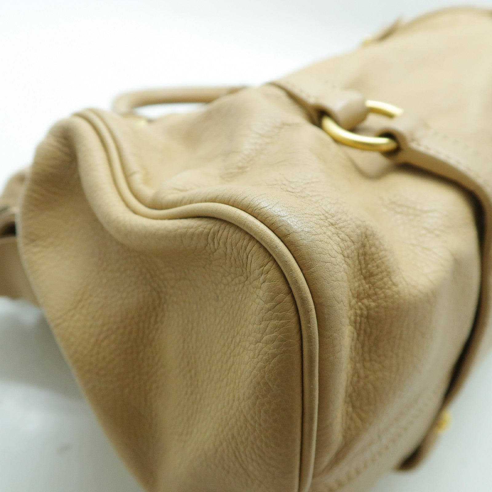Miu Miu 牛皮皮革Shoulder Bag金扣肩背袋米色