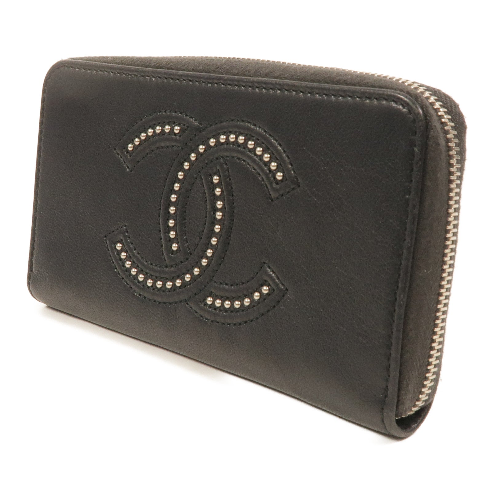 CHANEL 羊皮皮革Studded CC Zip Around Wallet長錢包