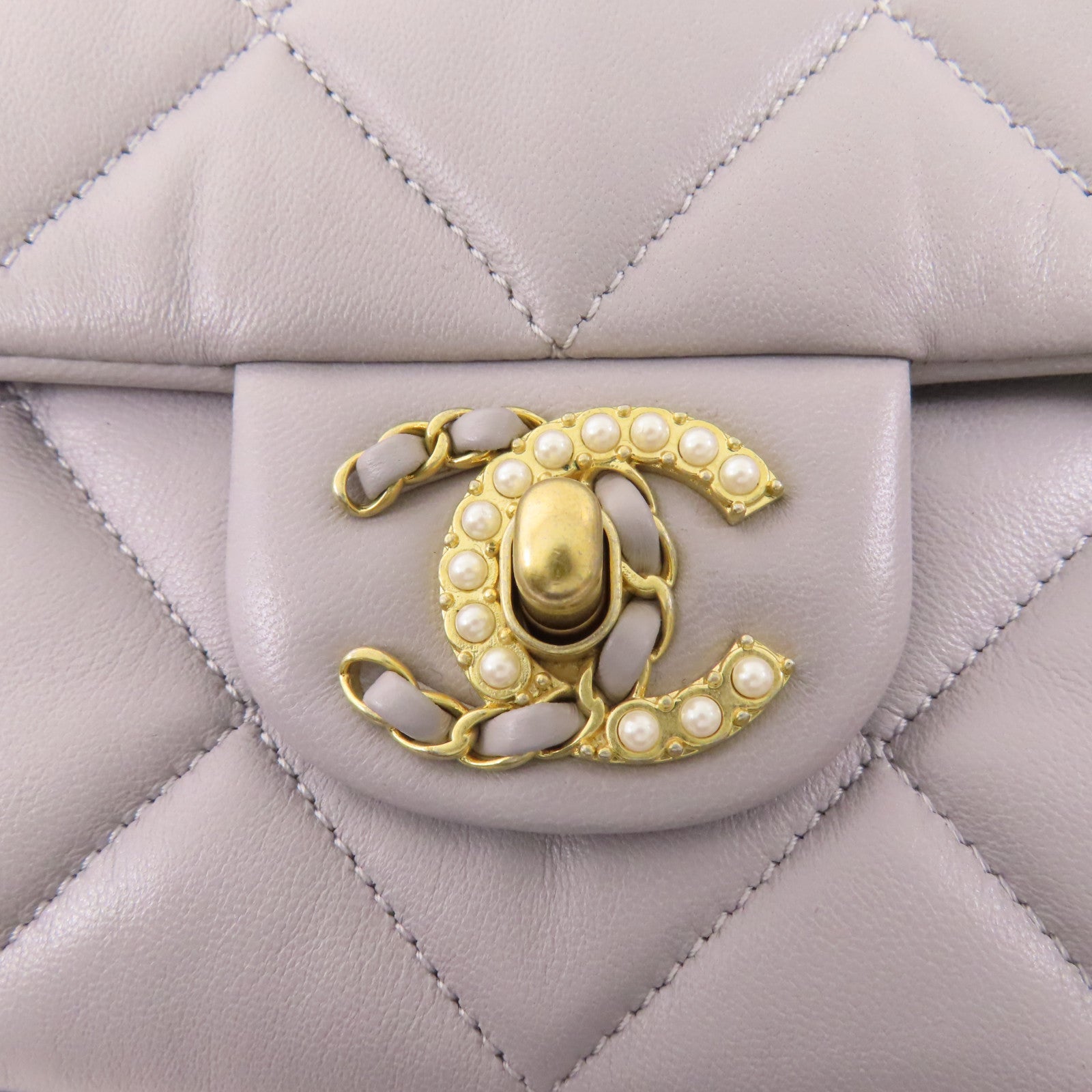 CHANEL 羊皮皮革Shoulder Bag金扣鏈帶肩背袋
