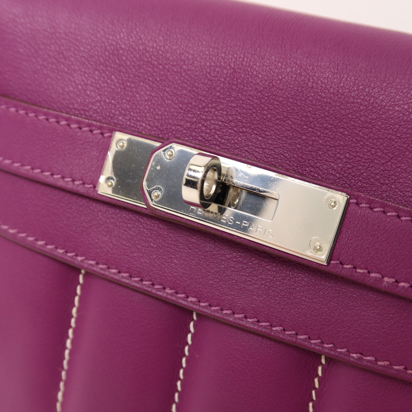 HERMES Swift皮革Berline Mini肩背袋Anemone