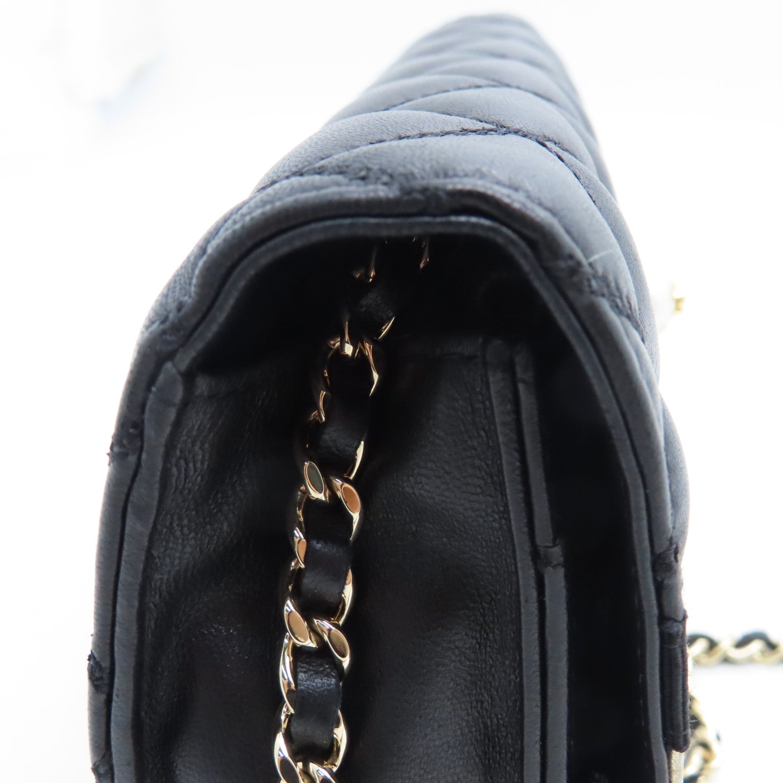CHANEL 【清倉大減價】菱格羊皮皮革Wallet On Chain金扣肩背袋黑色金色