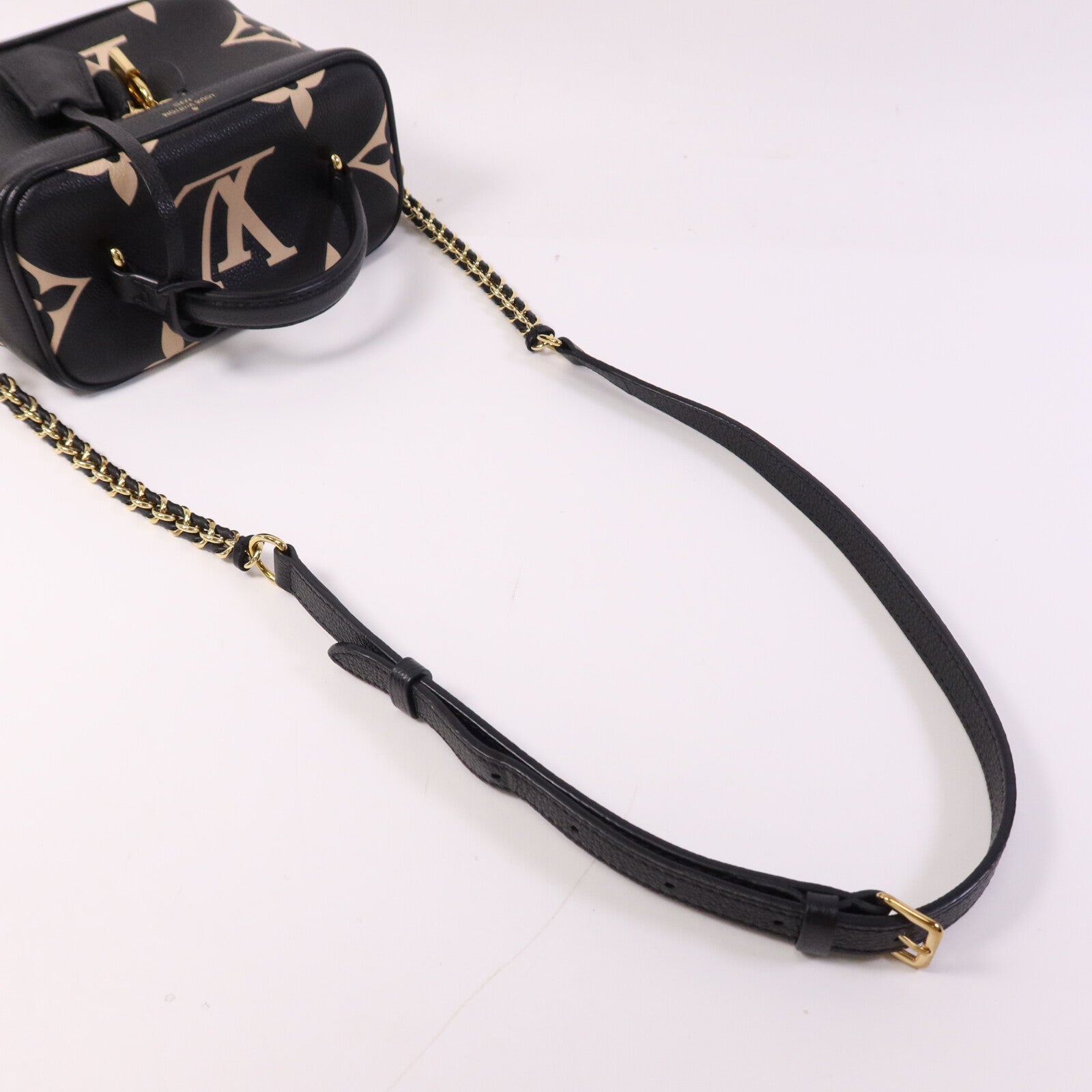 LOUIS VUITTON 【激減優惠】Monogram Empreinte Vanity PM金扣鏈帶手挽肩背兩用袋