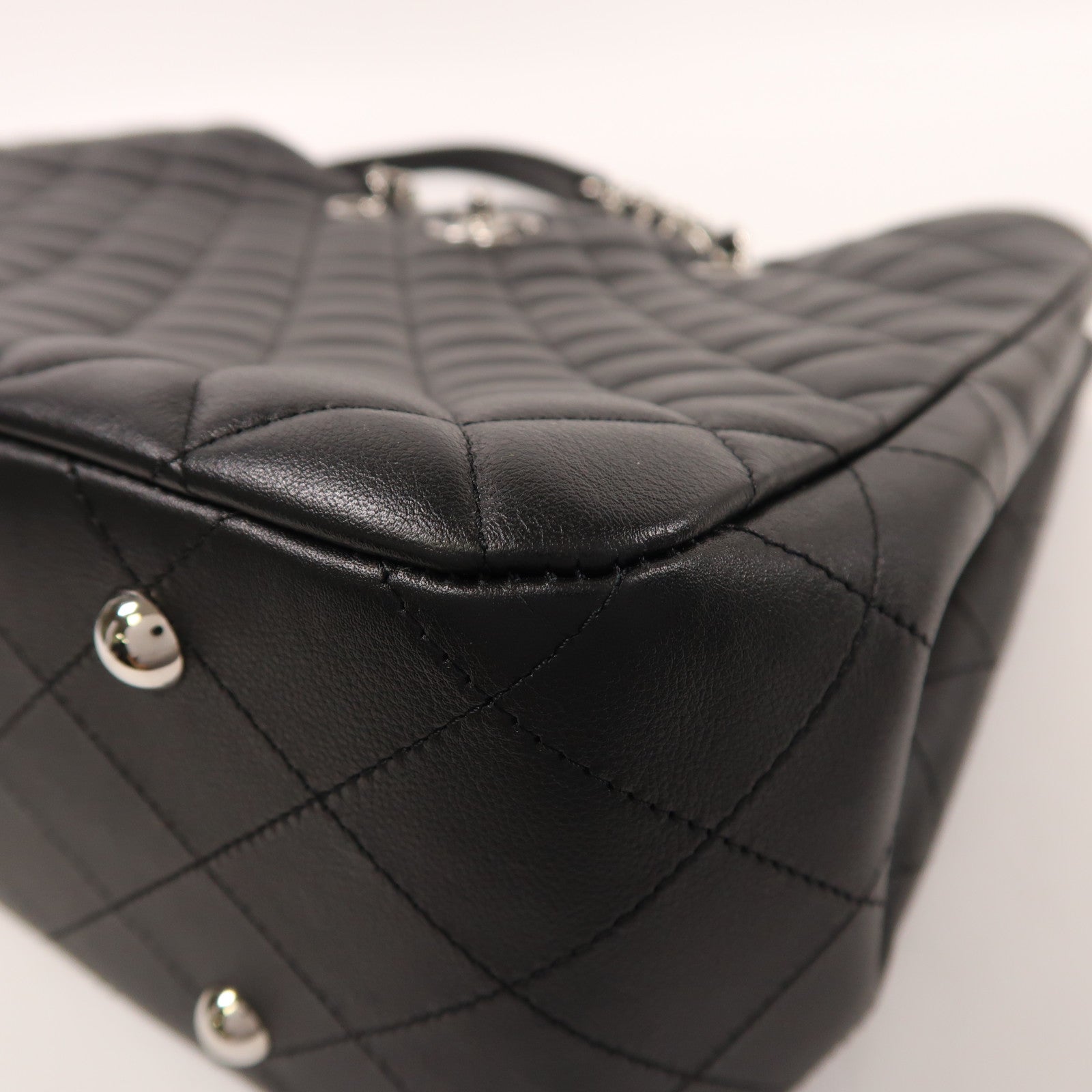 CHANEL 羊皮皮革Chain Shoulder銀扣鏈帶肩背袋