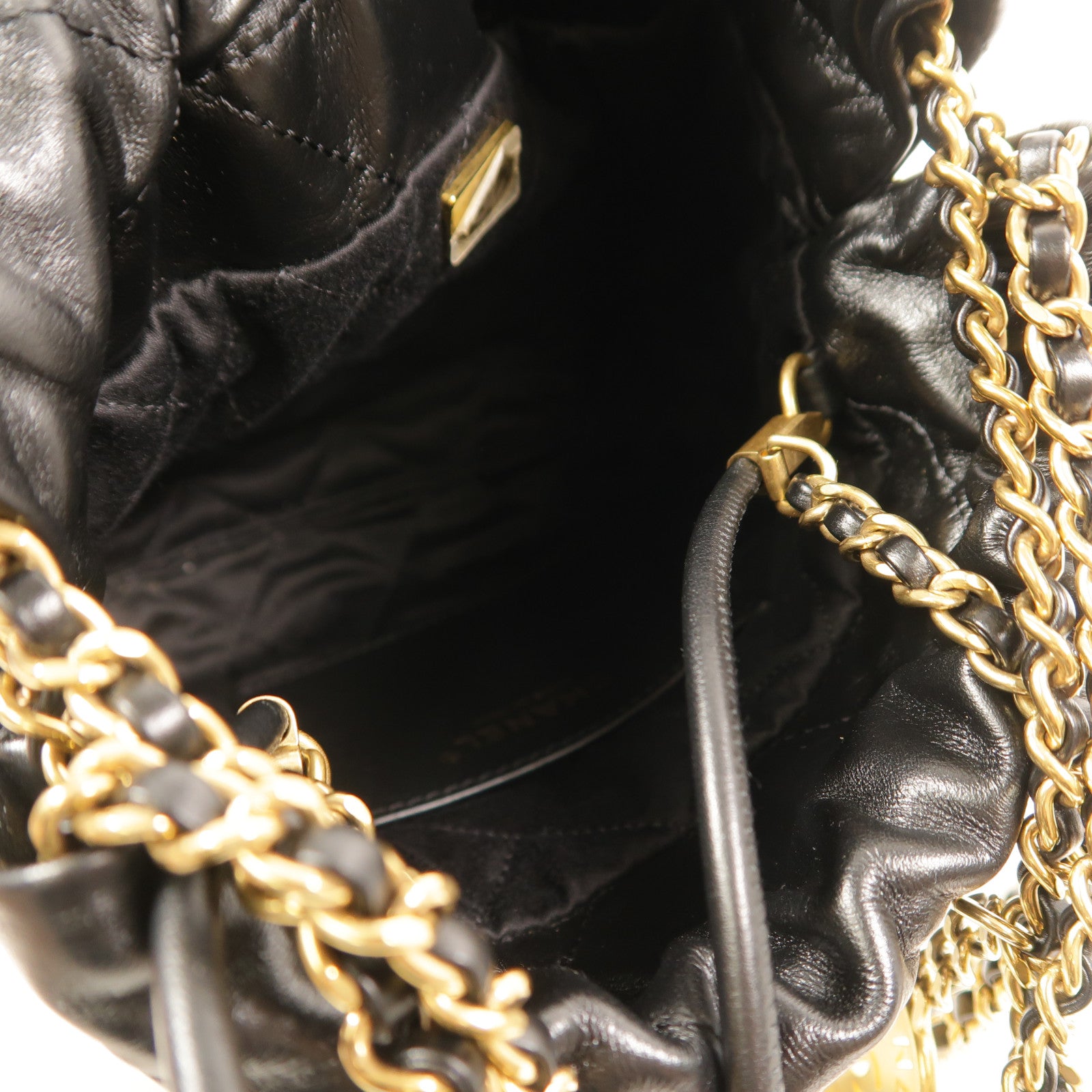 CHANEL 牛皮皮革Chanel 22 Mini鏈帶肩背袋
