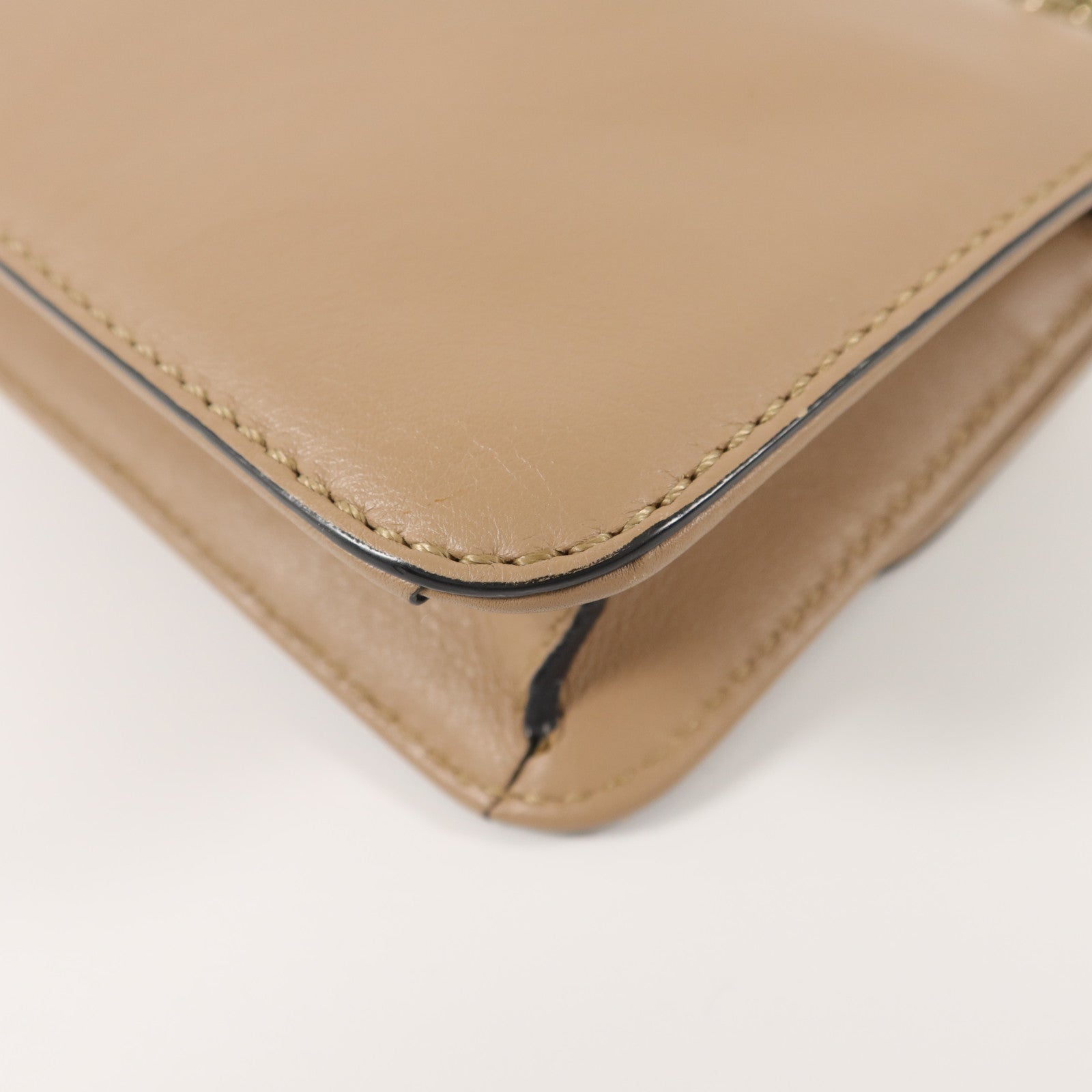 Valentino 牛皮皮革Rockstud Glam Lock Flap Bag鏈帶肩背袋