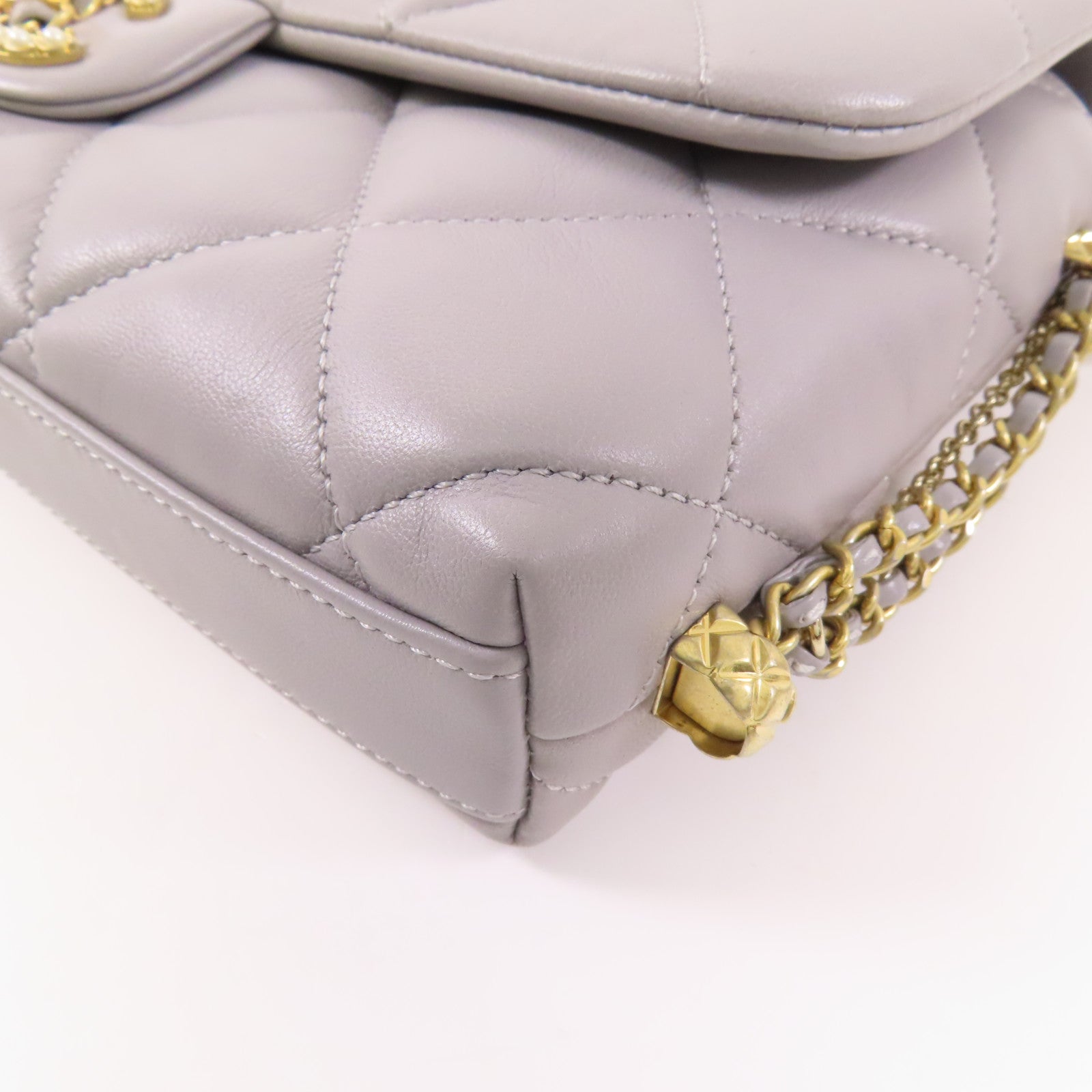 CHANEL 羊皮皮革Shoulder Bag金扣鏈帶肩背袋