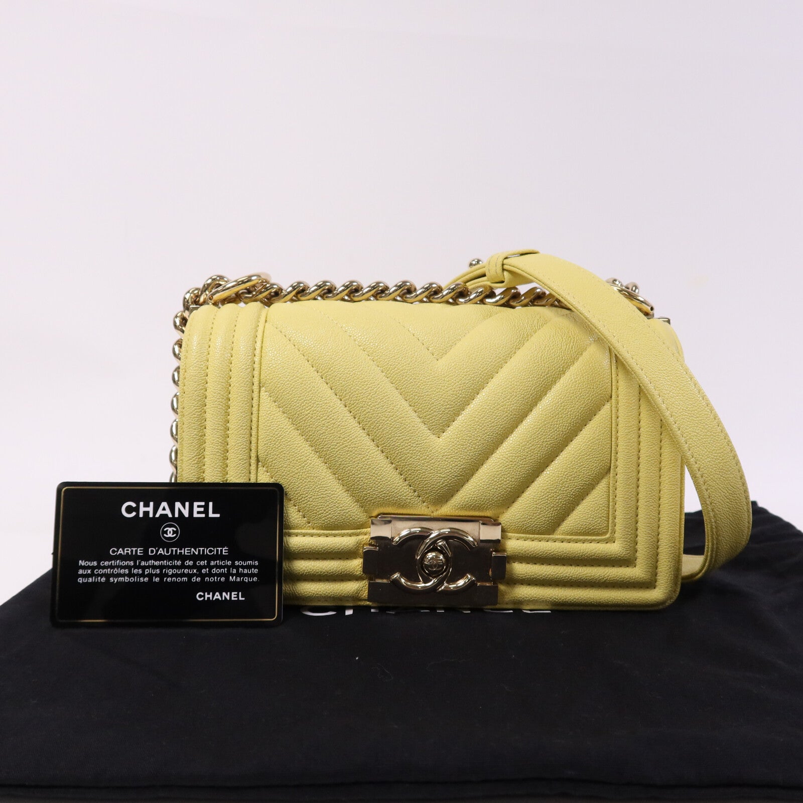 CHANEL 牛皮皮革Boy 20金扣鏈帶肩背袋