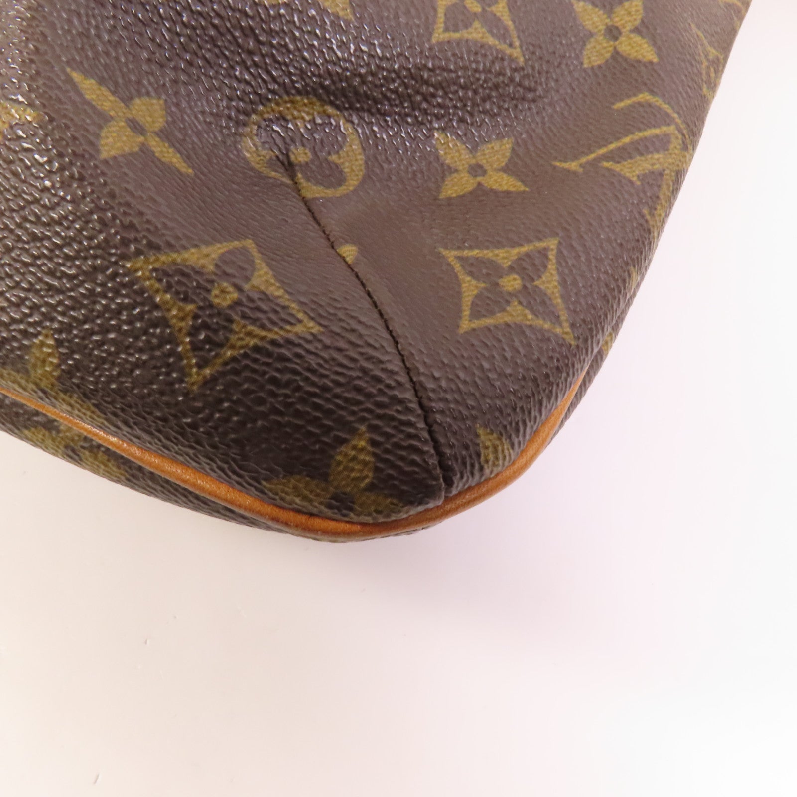 LOUIS VUITTON Monogram Musette金扣肩背袋