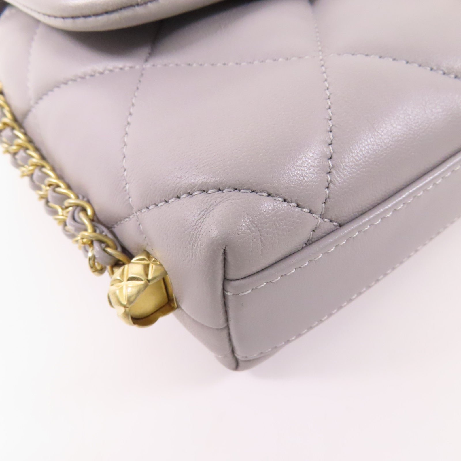 CHANEL 羊皮皮革Shoulder Bag金扣鏈帶肩背袋