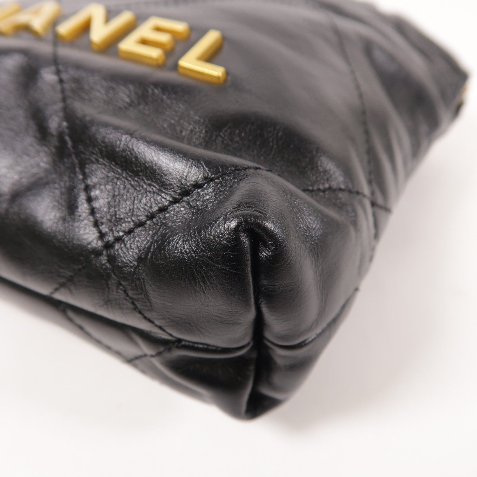 CHANEL 牛皮皮革22 Mini金扣鏈帶肩背袋