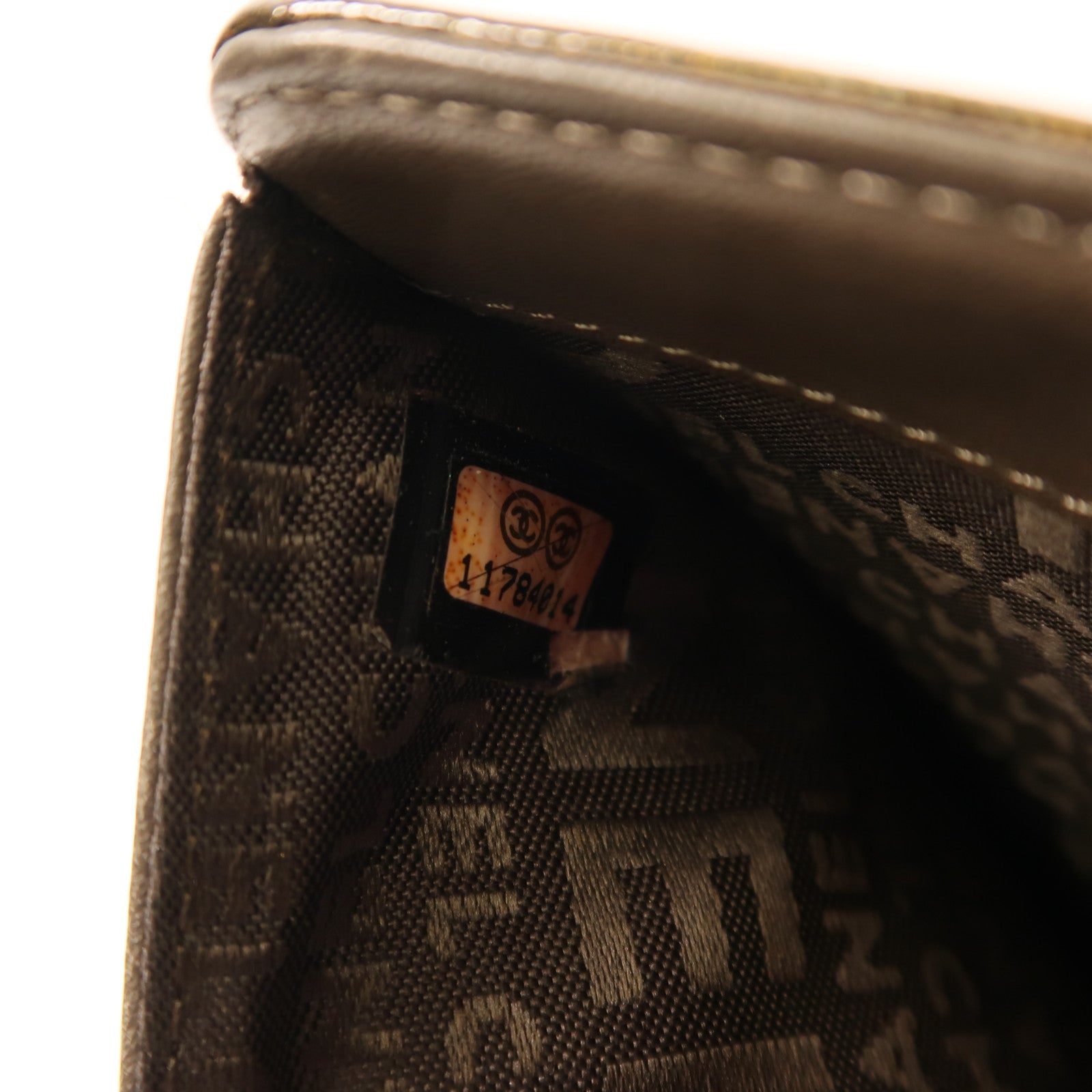 CHANEL 漆皮皮革Wallet銀扣錢包啡色