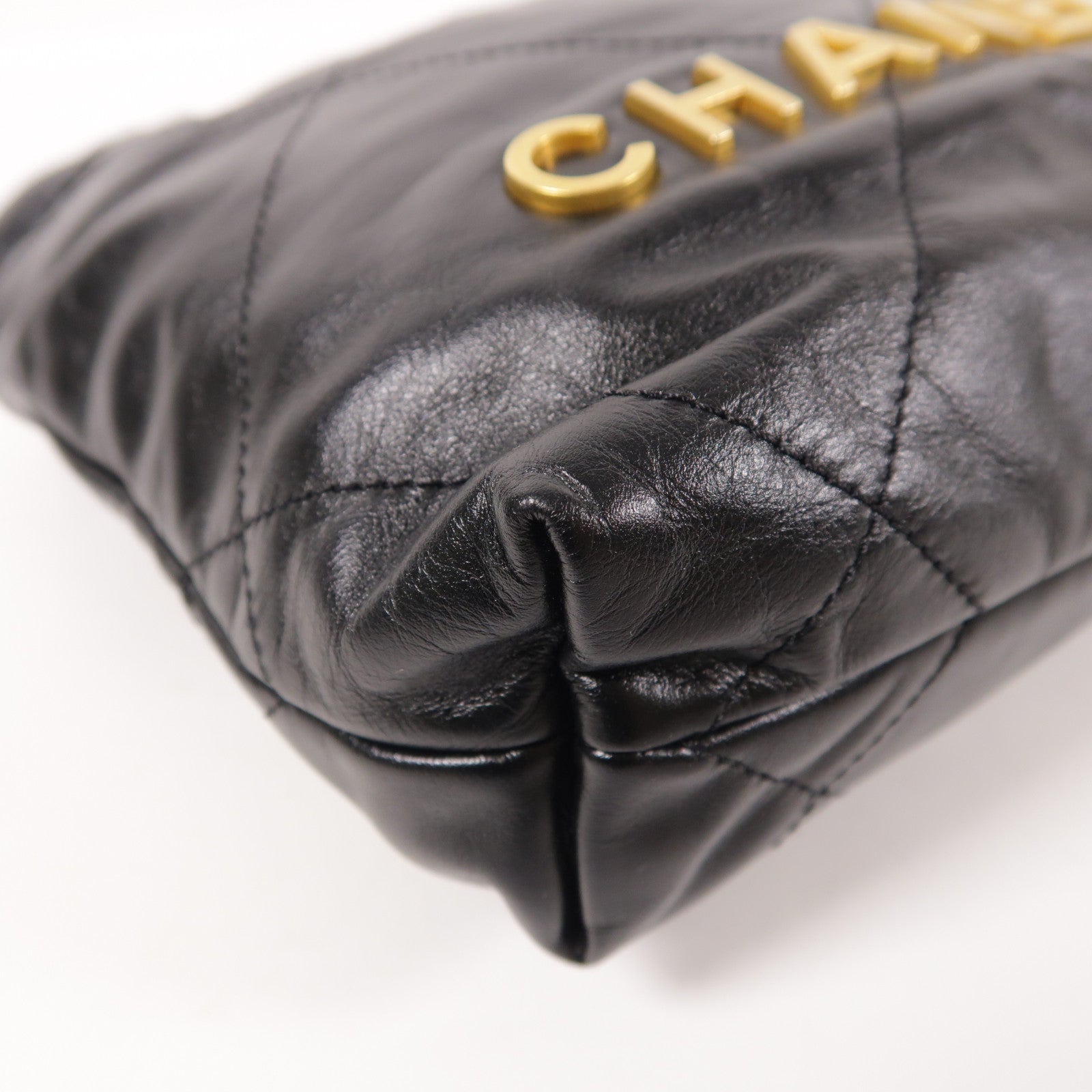 CHANEL 牛皮皮革22 Mini金扣鏈帶肩背袋