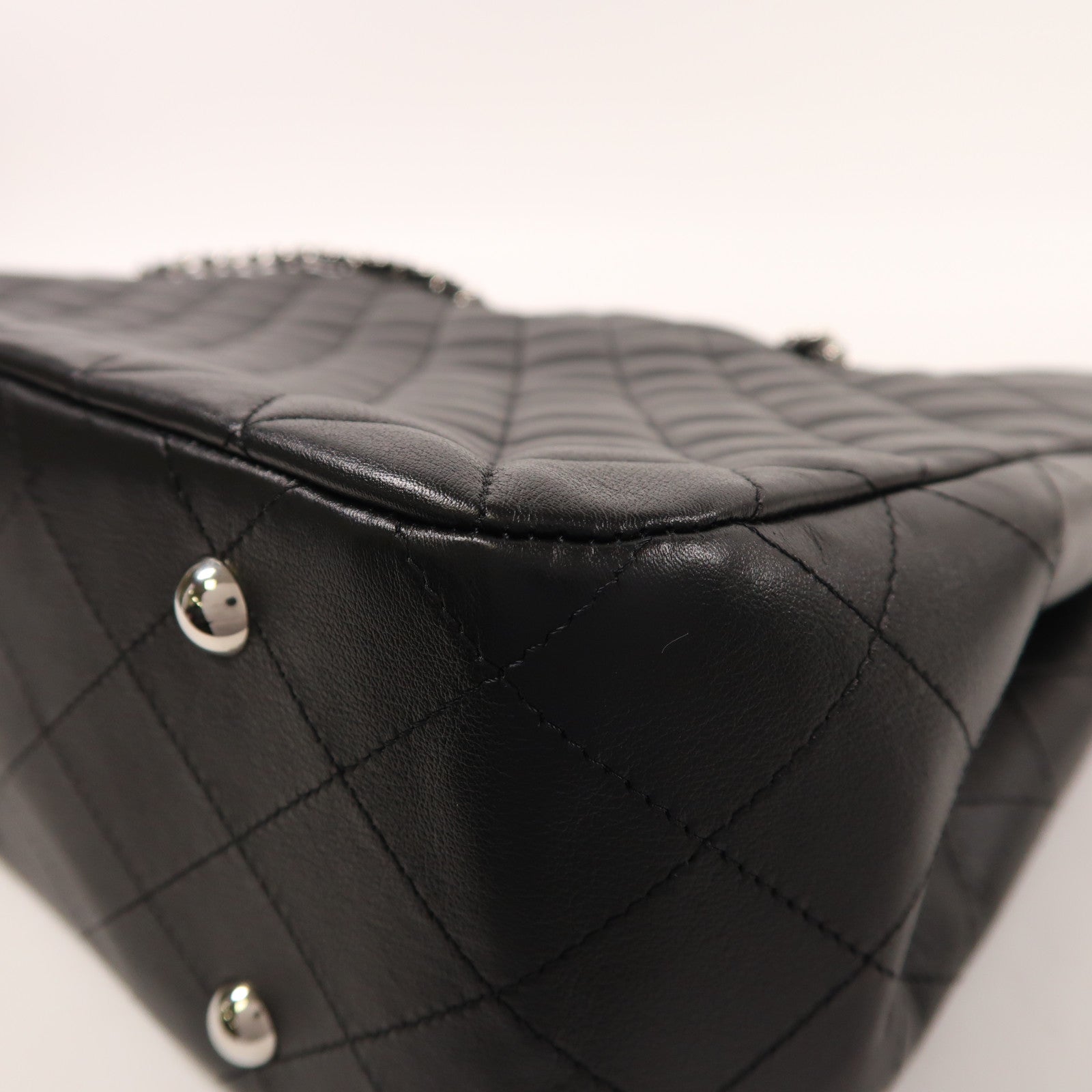 CHANEL 羊皮皮革Chain Shoulder銀扣鏈帶肩背袋