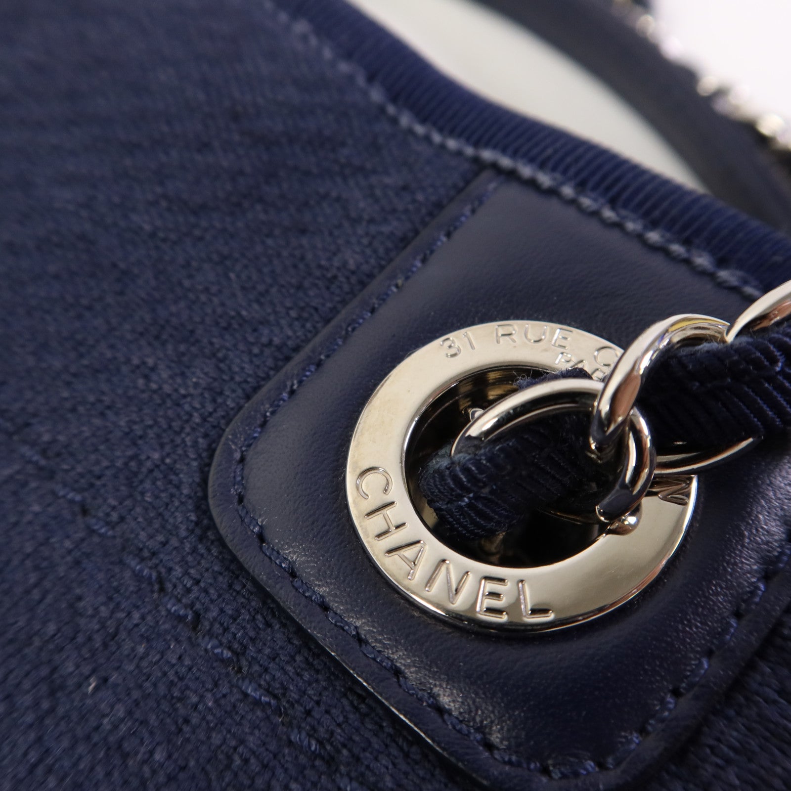 CHANEL 帆布Deauville Tote銀扣鏈帶肩背袋