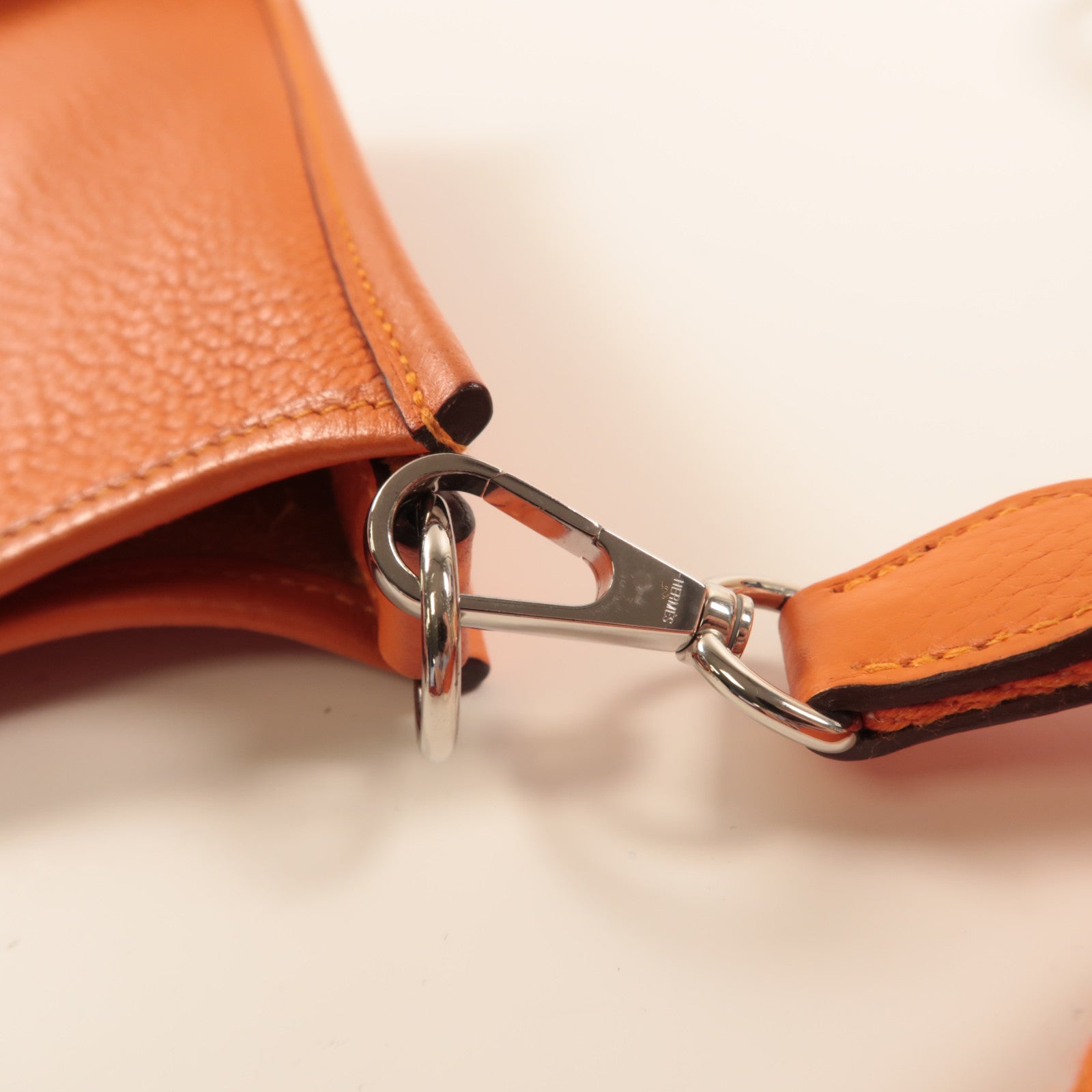 HERMES Clemence皮革Evelyne TPM銀扣肩背袋橙色