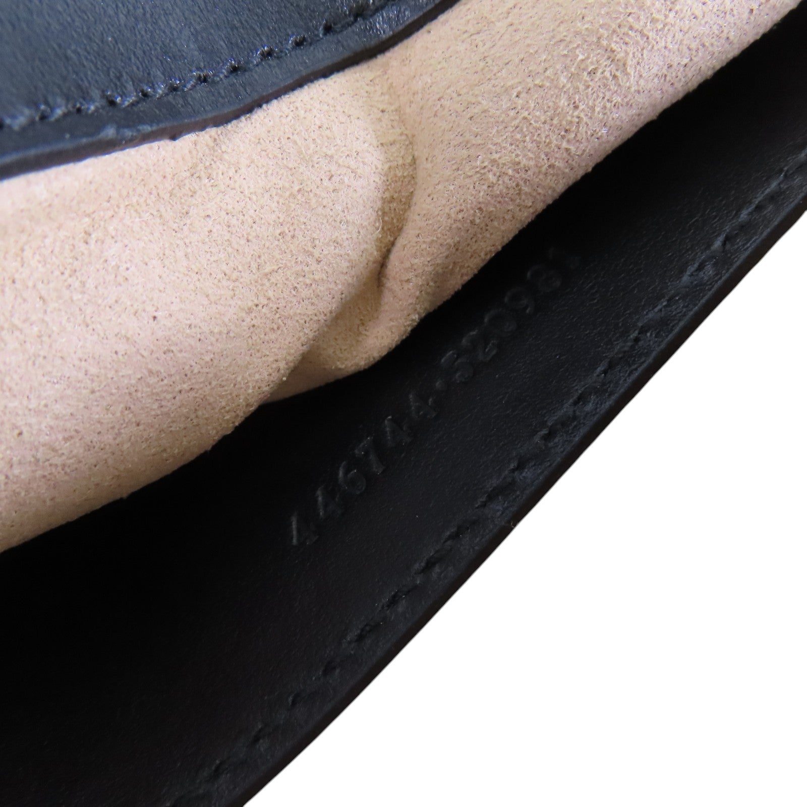 GUCCI 牛皮皮革GG Marmont金扣鏈帶肩背袋