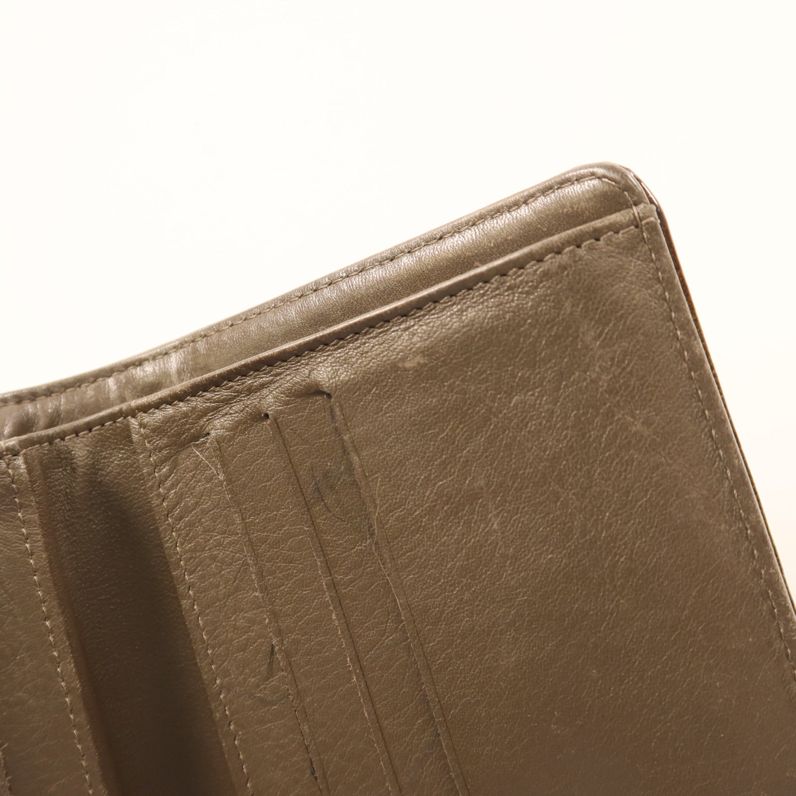 CHANEL 漆皮皮革Wallet銀扣錢包啡色