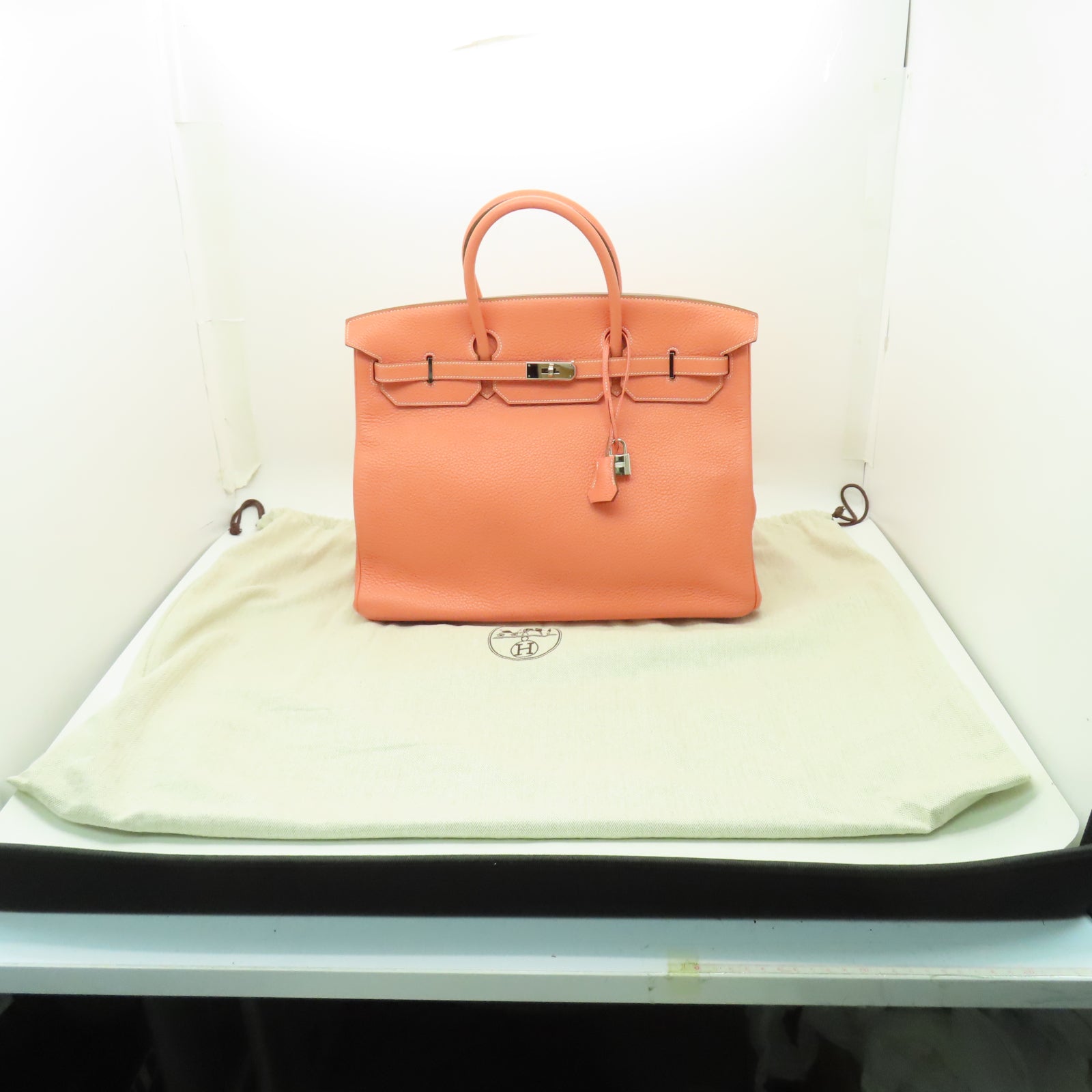 HERMES 【清倉大減價】Taurillon Clemence皮革Birkin 40銀扣手挽袋龍蝦粉色