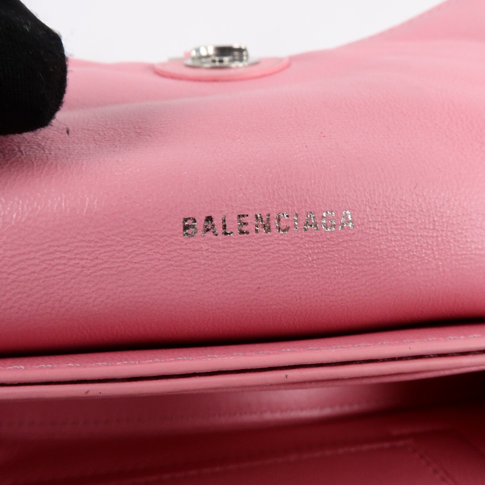 BALENCIAGA 牛皮皮革Crush Chain Quilted Bag鏈帶肩背袋