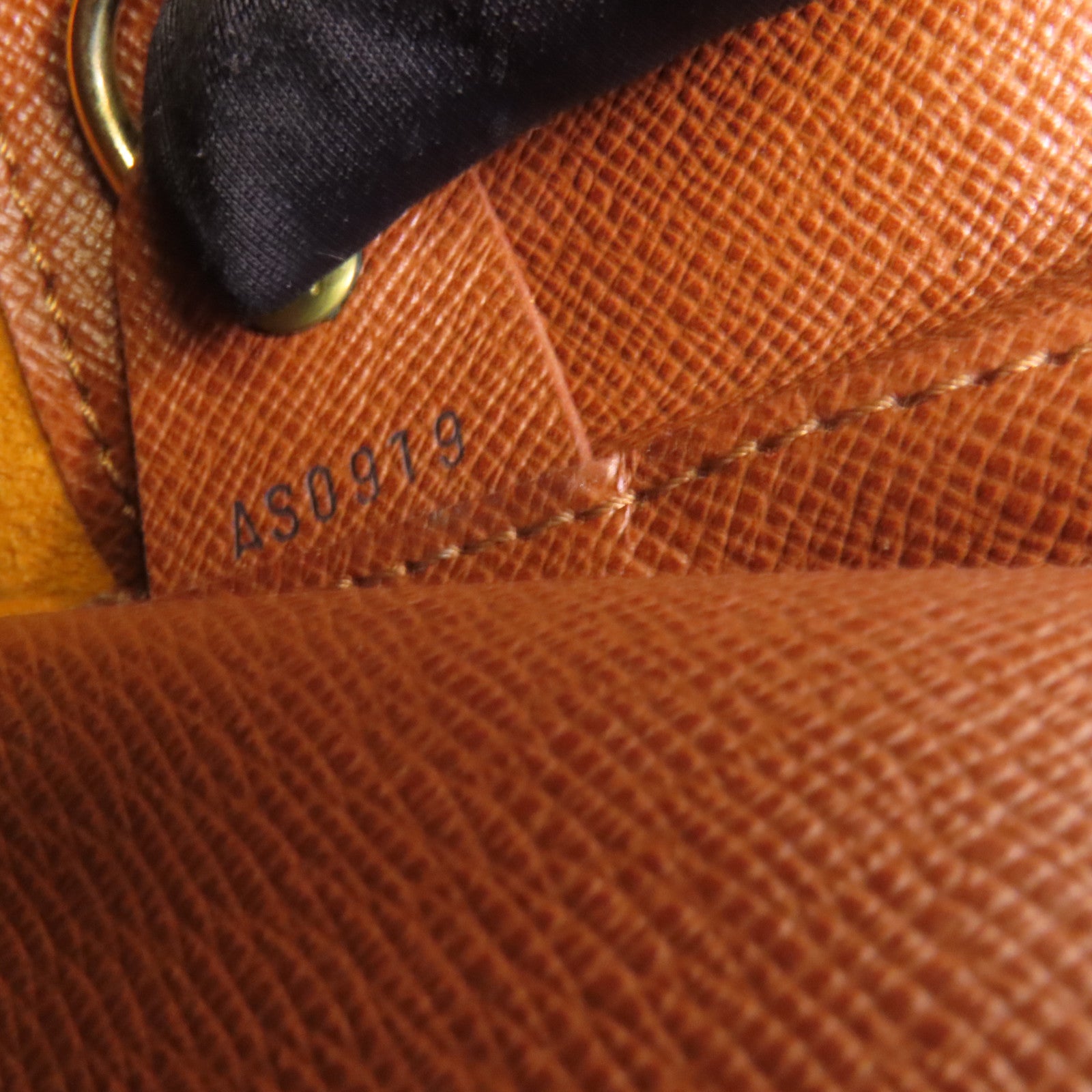 LOUIS VUITTON Monogram Musette金扣肩背袋