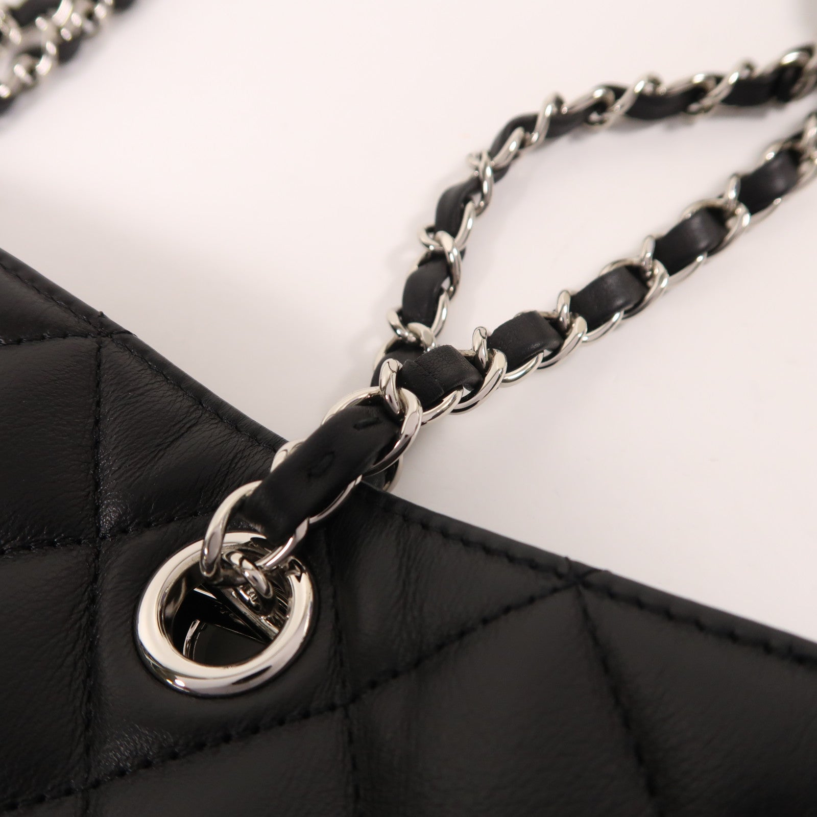 CHANEL 羊皮皮革Chain Shoulder銀扣鏈帶肩背袋