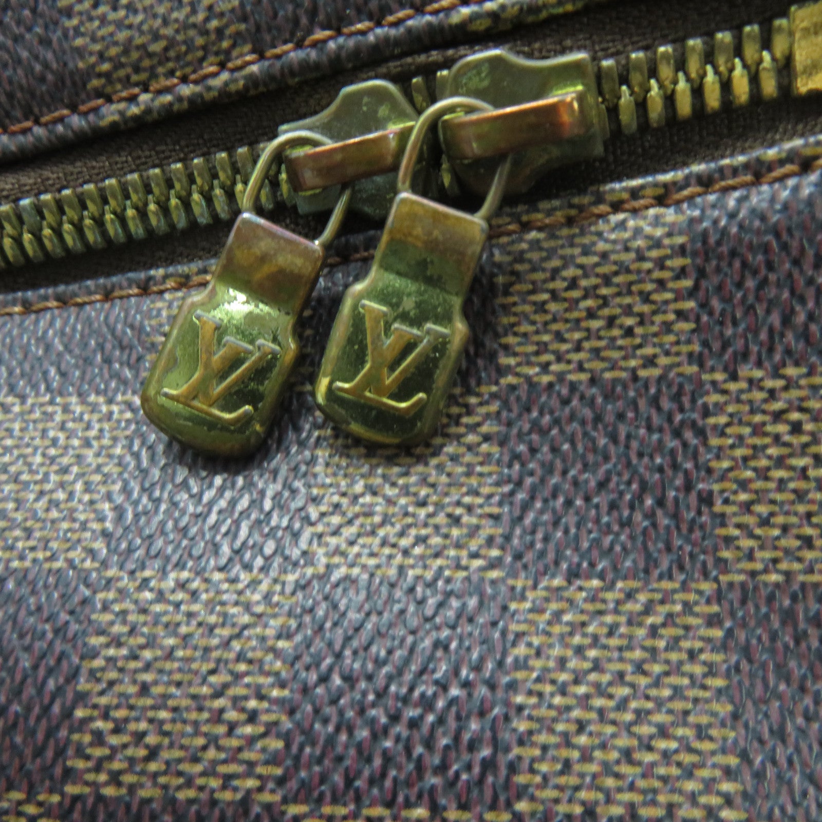 LOUIS VUITTON Damier Rivera MM金扣手挽袋啡色