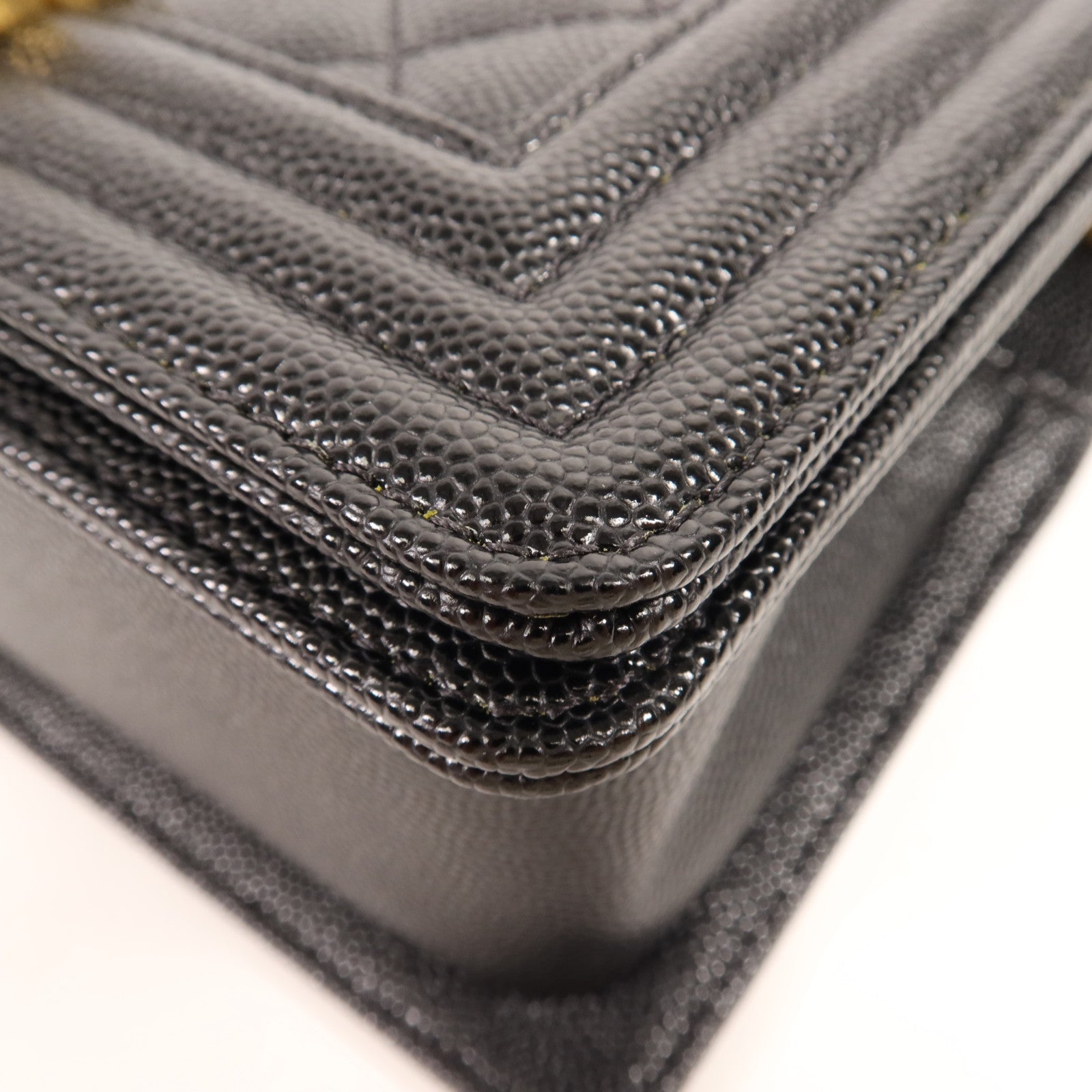 CHANEL 牛皮皮革Boy 20金扣鏈帶肩背袋