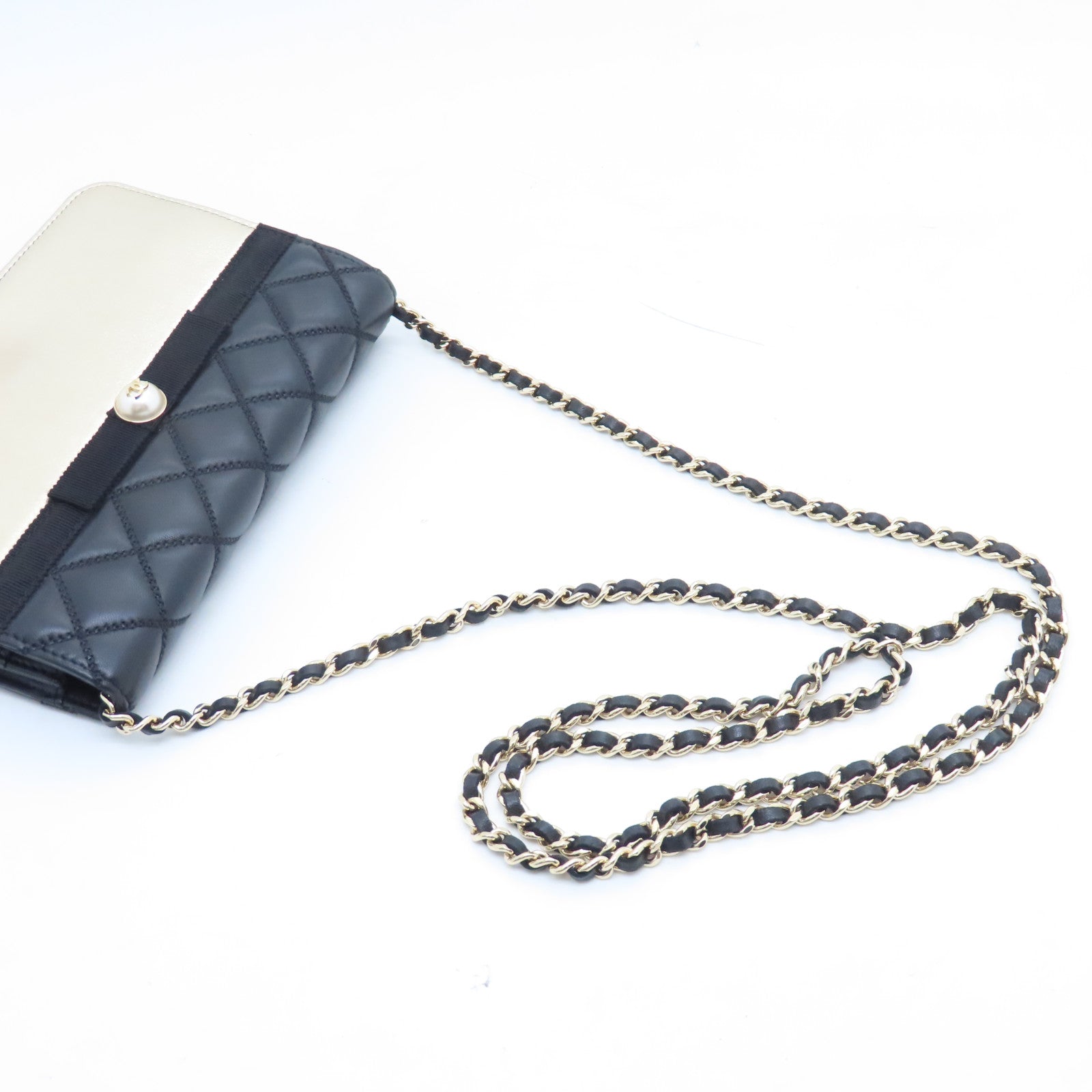 CHANEL 【清倉大減價】菱格羊皮皮革Wallet On Chain金扣肩背袋黑色金色