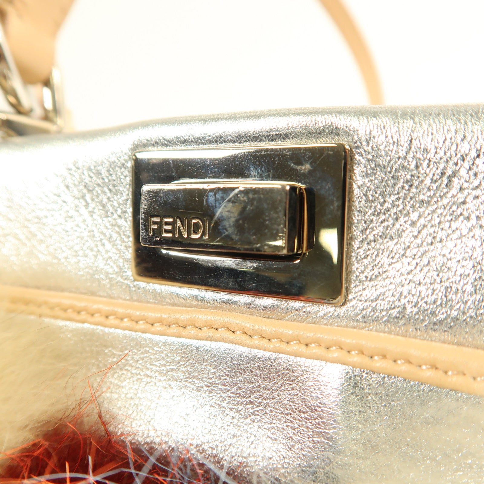 FENDI 狐狸毛Peekaboo S Size銀扣手挽肩背兩用袋