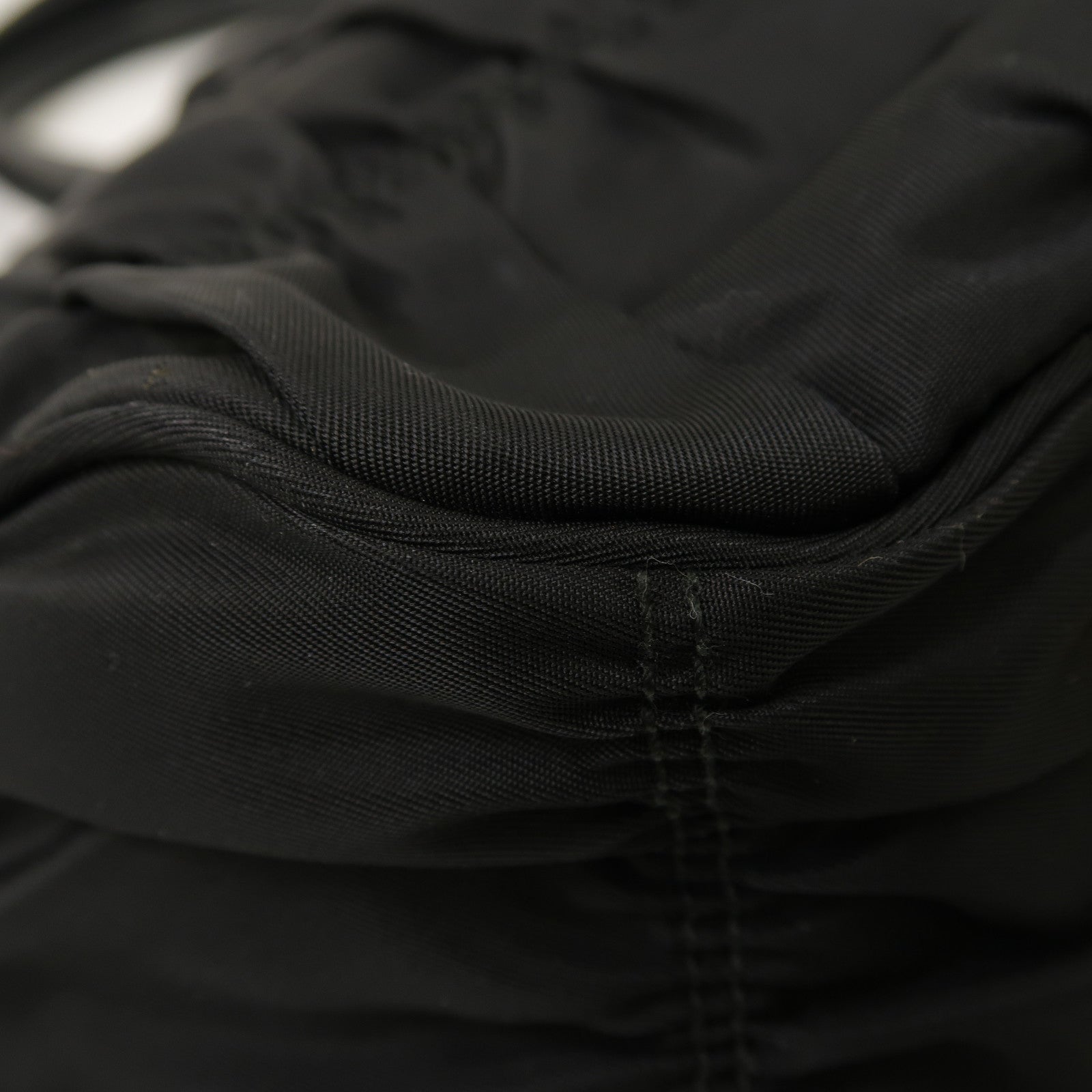 PRADA 尼龍/牛皮皮革2 Way Shoulder金扣手挽肩背兩用袋黑色