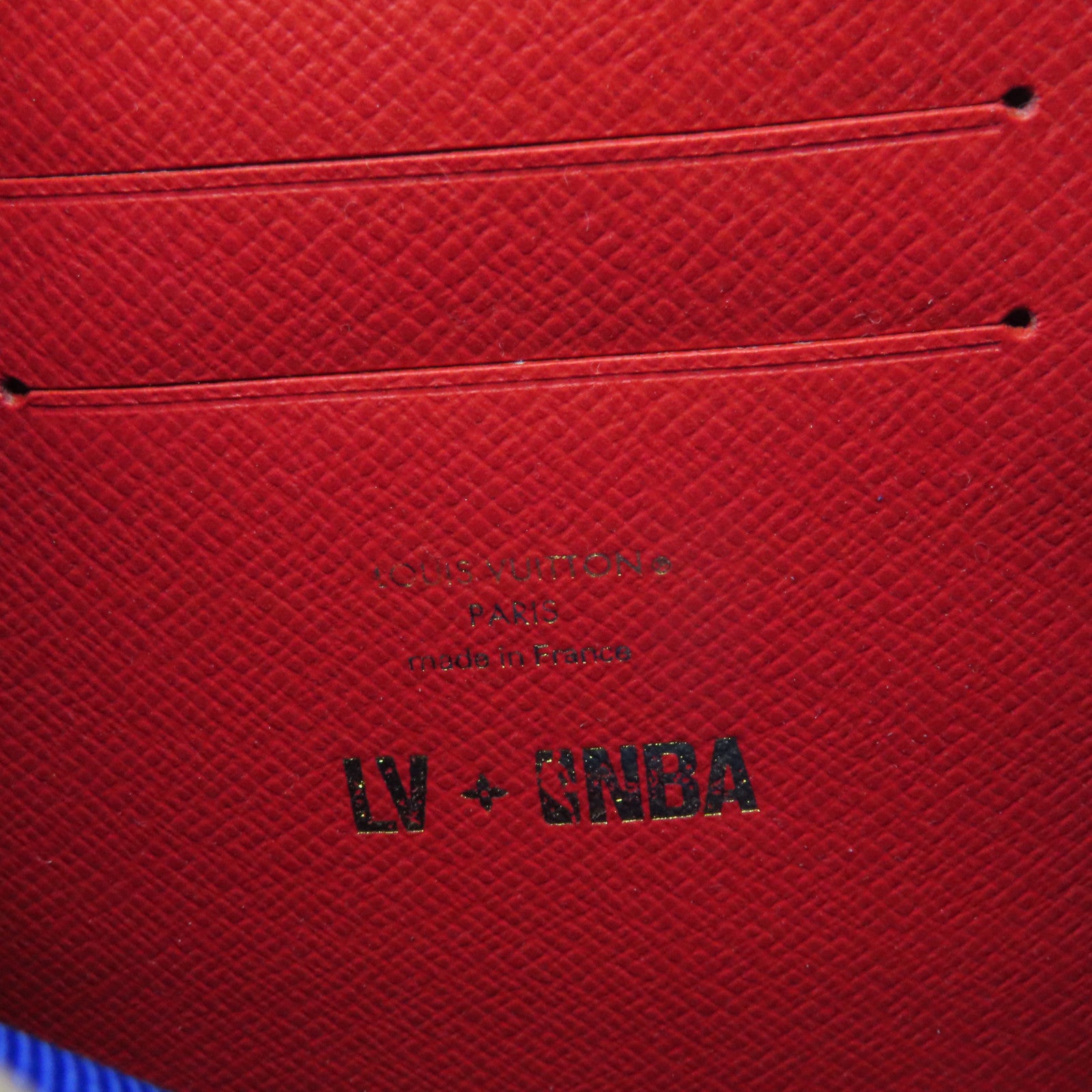 LOUIS VUITTON 【清倉大減價】Monogram Soft Trunk NBA Edition Shoulder Bag金扣肩背袋啡色白色