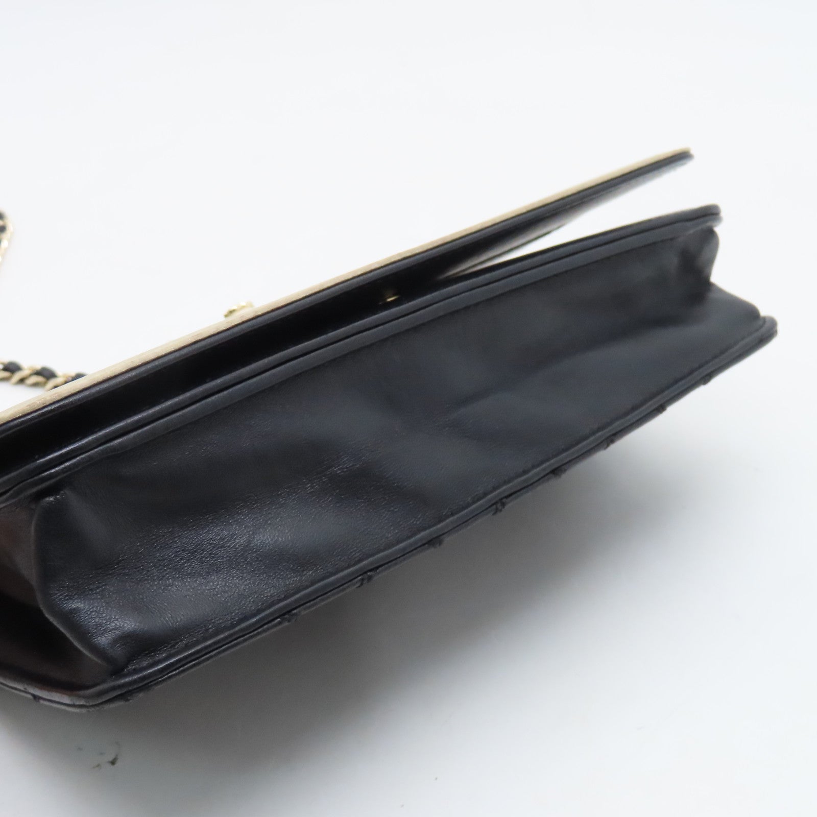 CHANEL 【清倉大減價】菱格羊皮皮革Wallet On Chain金扣肩背袋黑色金色
