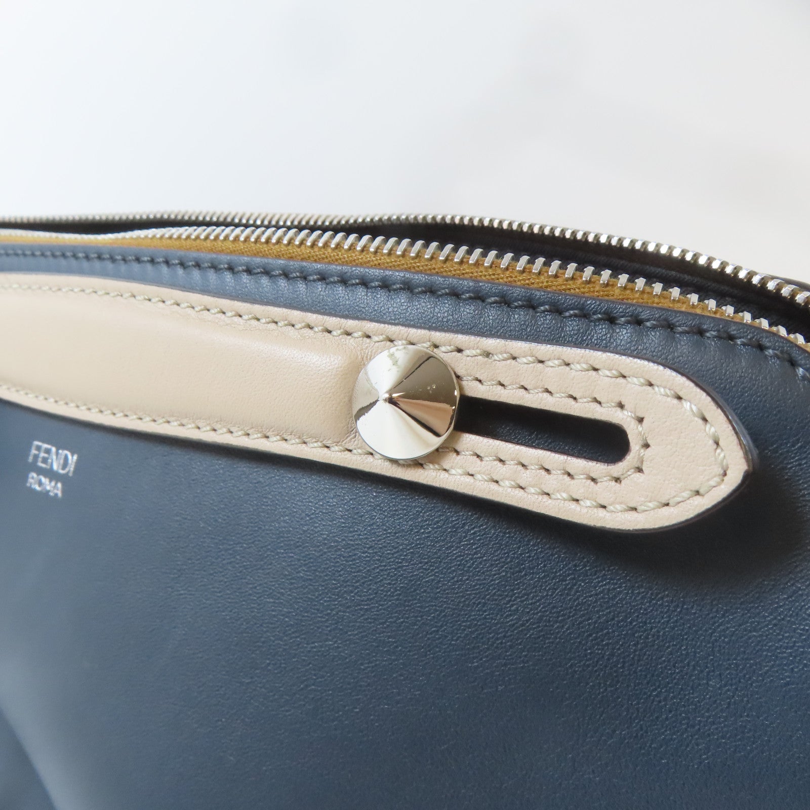 FENDI 皮革By The Way銀扣手挽肩背兩用袋深藍色