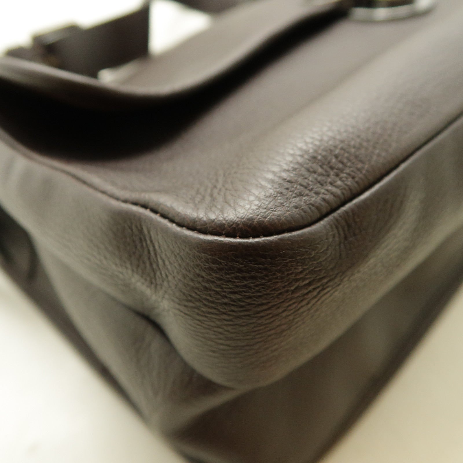LOEWE 牛皮皮革Shoulder Bag銀扣肩背袋啡色