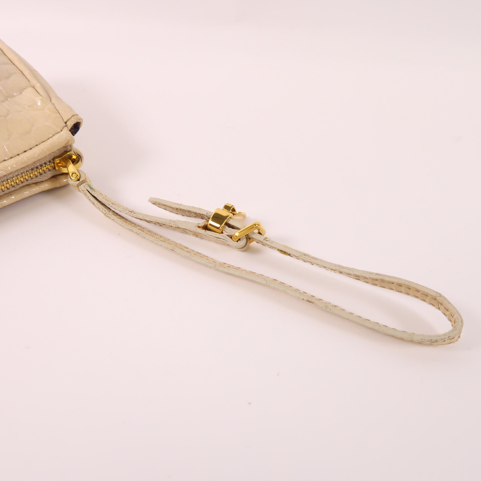 Miu Miu 牛皮皮革Hand Bag金扣手拿包