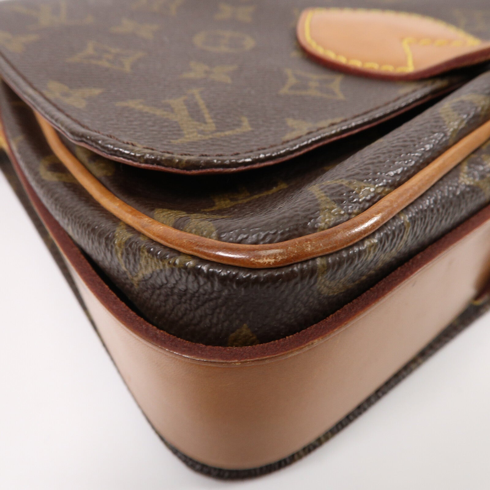 LOUIS VUITTON Monogram Cartouchiere MM肩背袋
