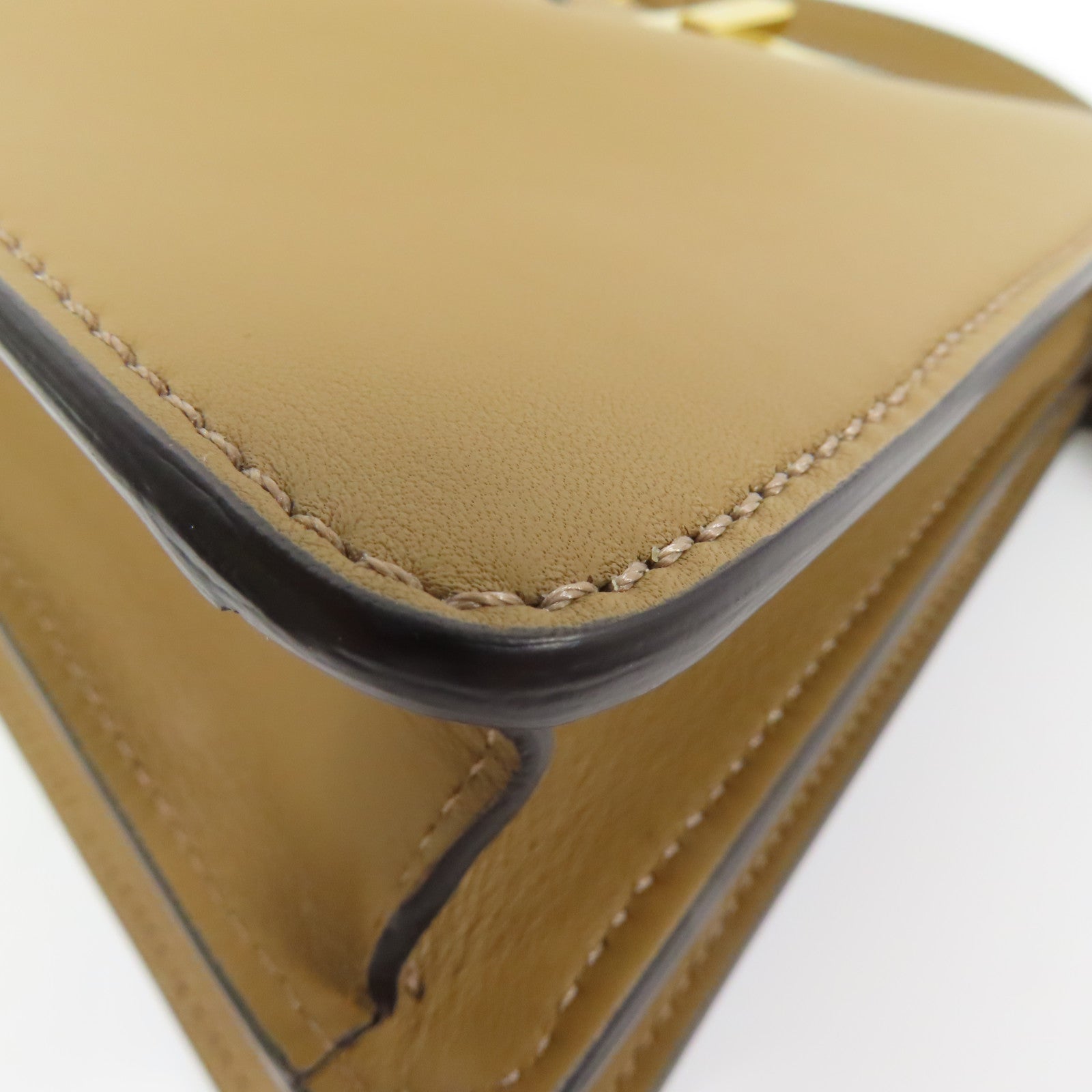 FENDI 牛皮皮革Peekaboo金扣手挽肩背兩用袋