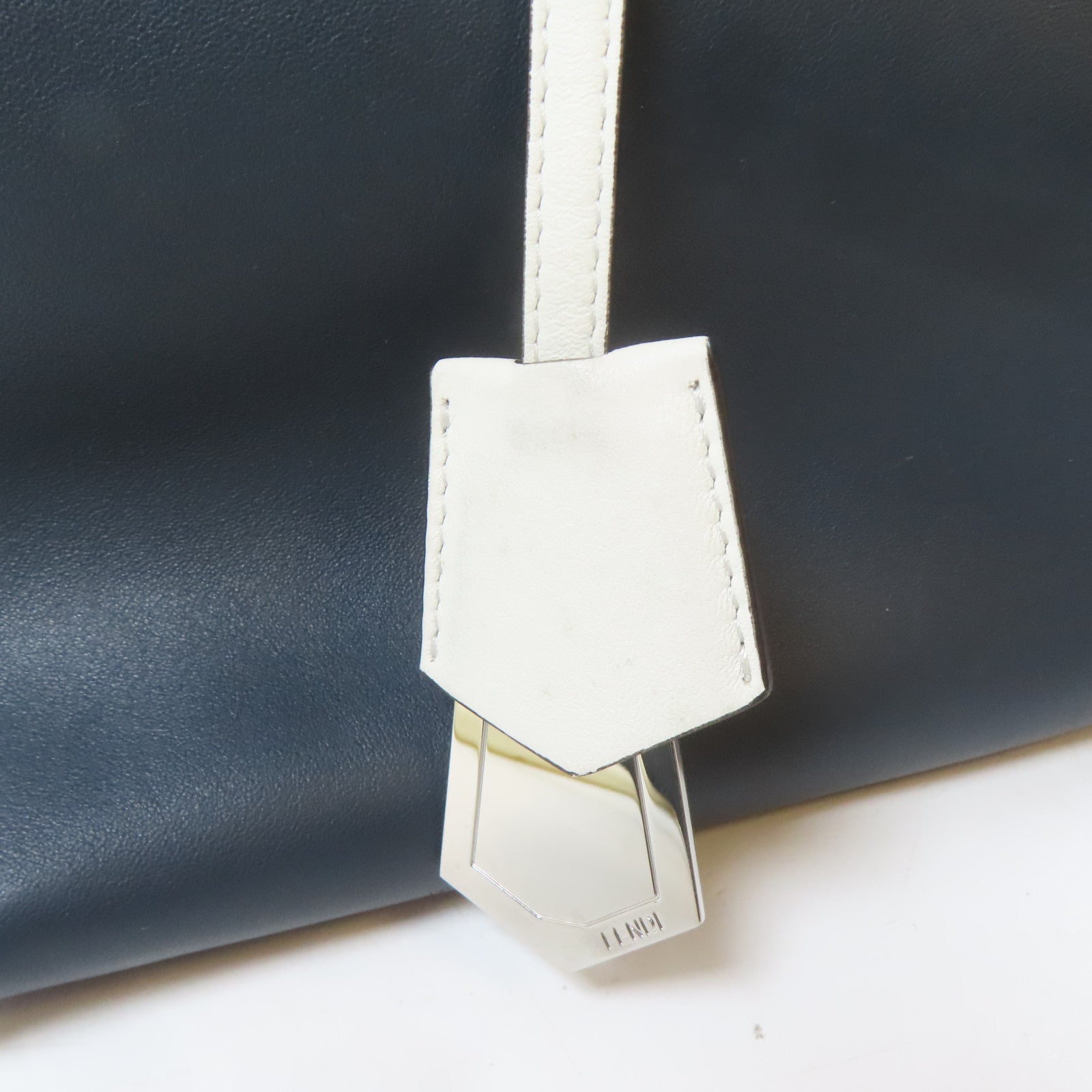 FENDI 皮革By The Way銀扣手挽肩背兩用袋深藍色