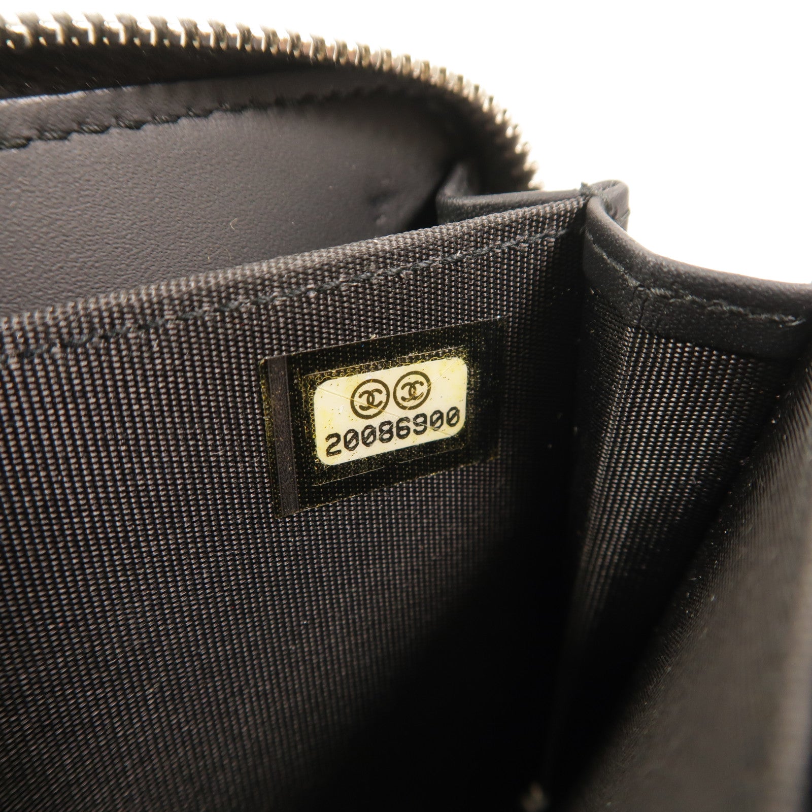 CHANEL 羊皮皮革Studded CC Zip Around Wallet長錢包