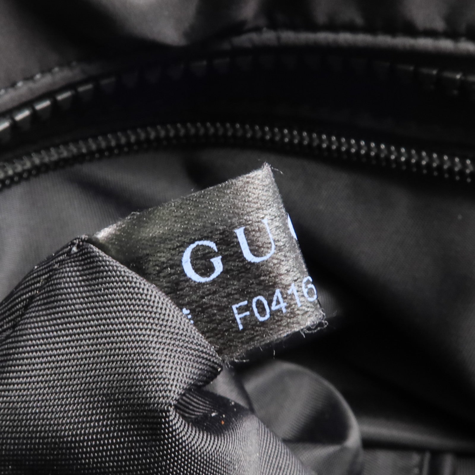 GUCCI 尼龍2 Way Shoulder銀扣手挽肩背兩用袋