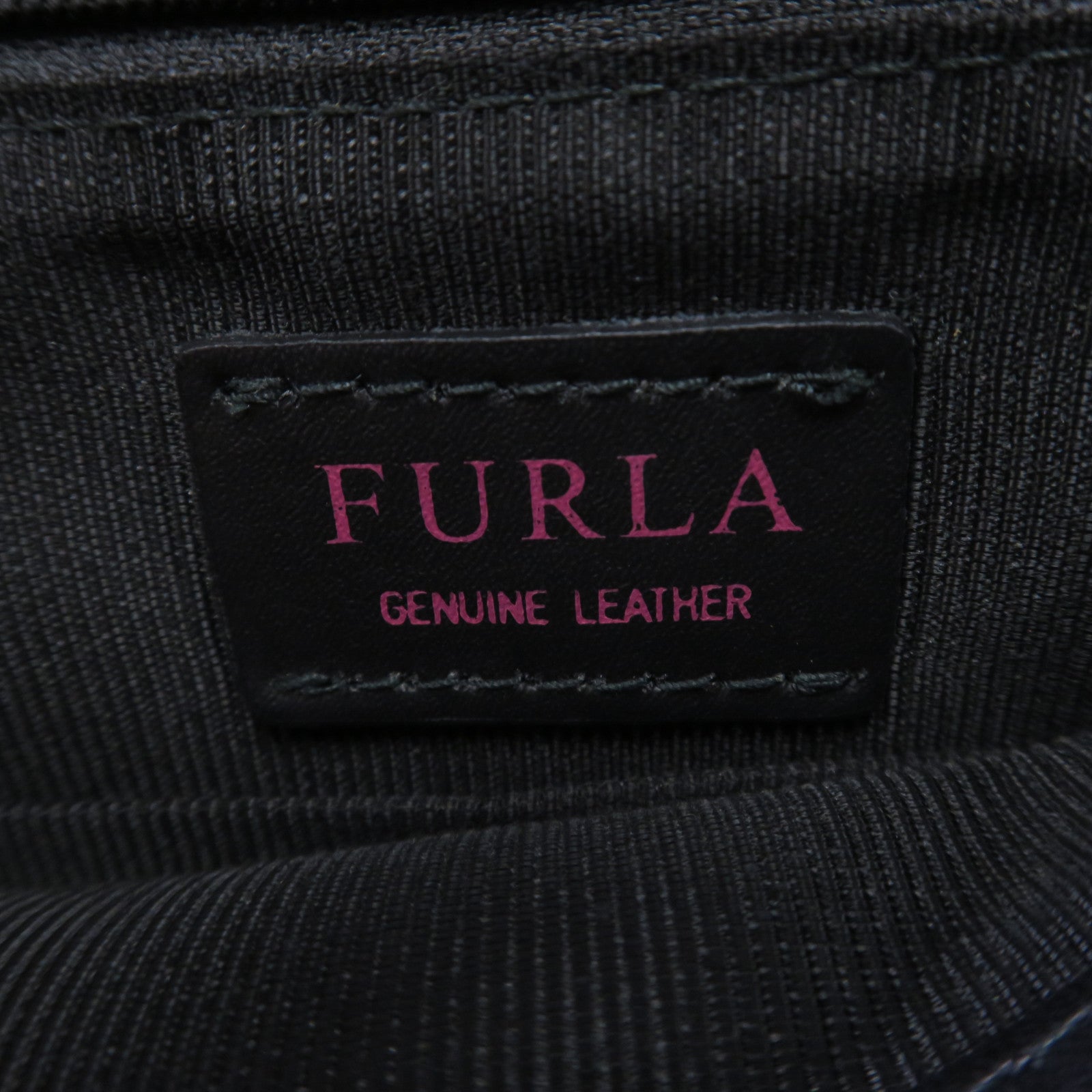 Furla 牛皮皮革Backpack銀扣鏈帶背包黑色