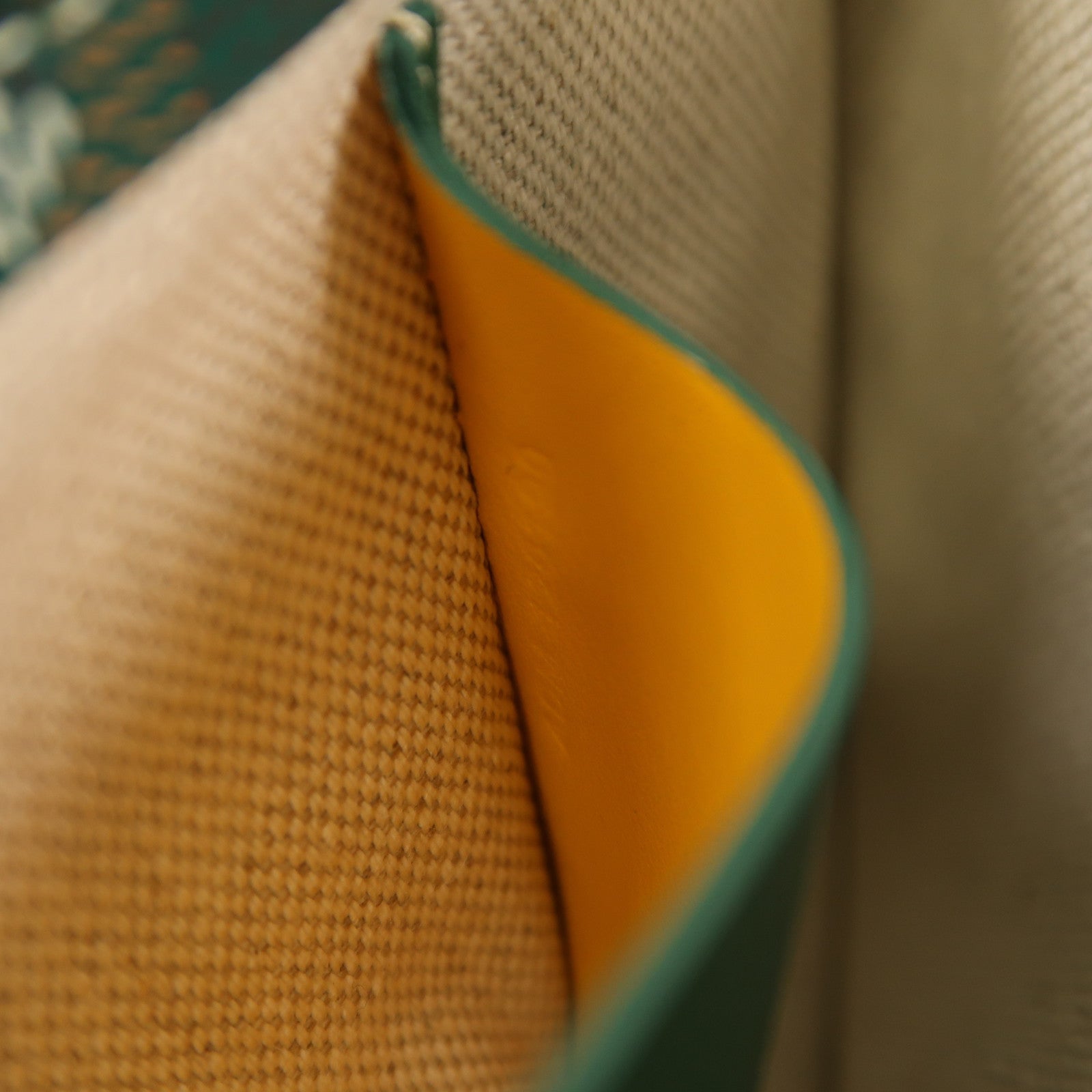 GOYARD 塗層帆布Plumet銀扣肩背袋綠色