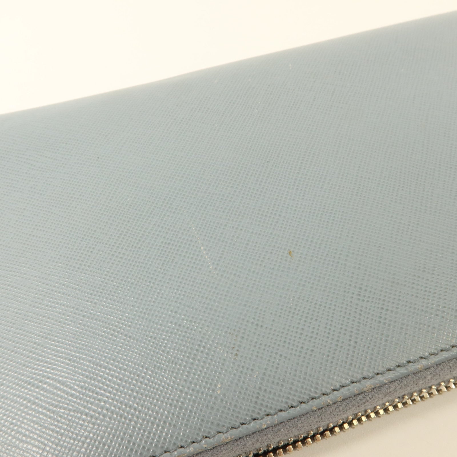 PRADA Saffiano皮革Zip Travel Wallet長錢包