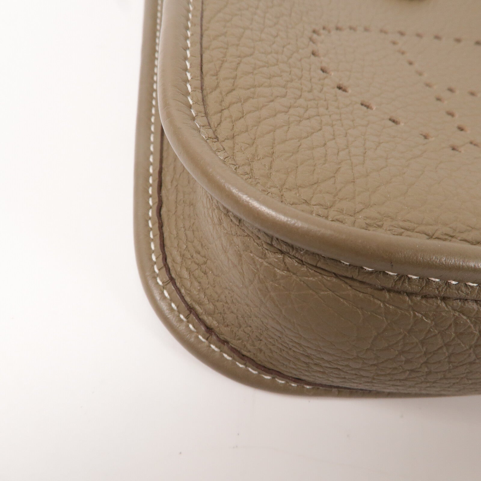 HERMES Clemence皮革Evelyne TPM肩背袋Etoupe