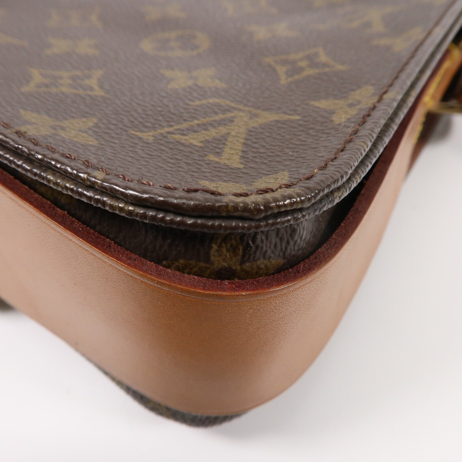 LOUIS VUITTON Monogram Cartouchiere MM肩背袋