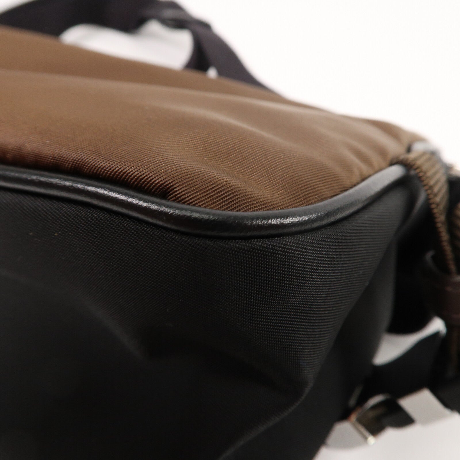 PRADA 尼龍Shoulder Bag(Re-Nylon)肩背袋
