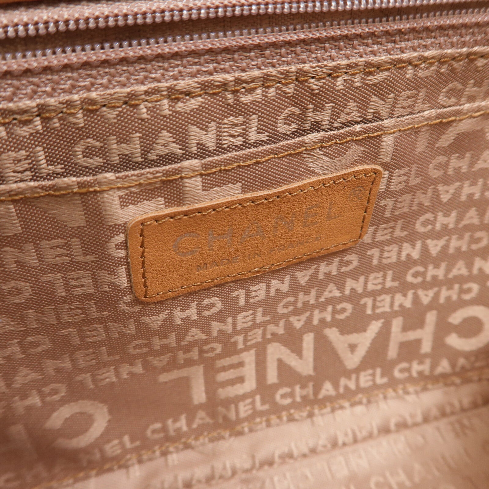 CHANEL 牛皮皮革Chain Shoulder鏈帶肩背袋