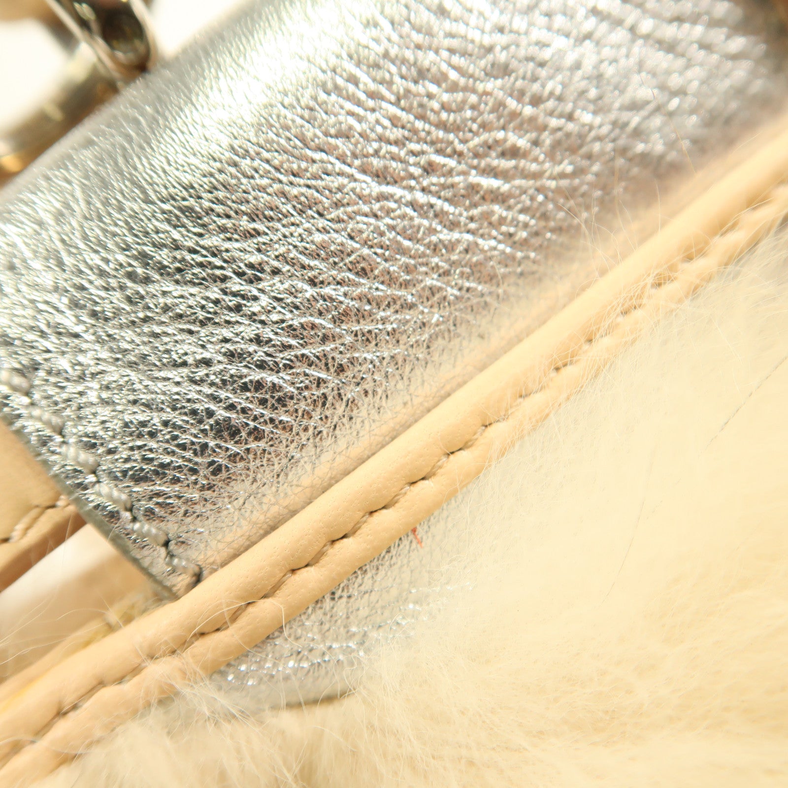 FENDI 狐狸毛Peekaboo S Size銀扣手挽肩背兩用袋