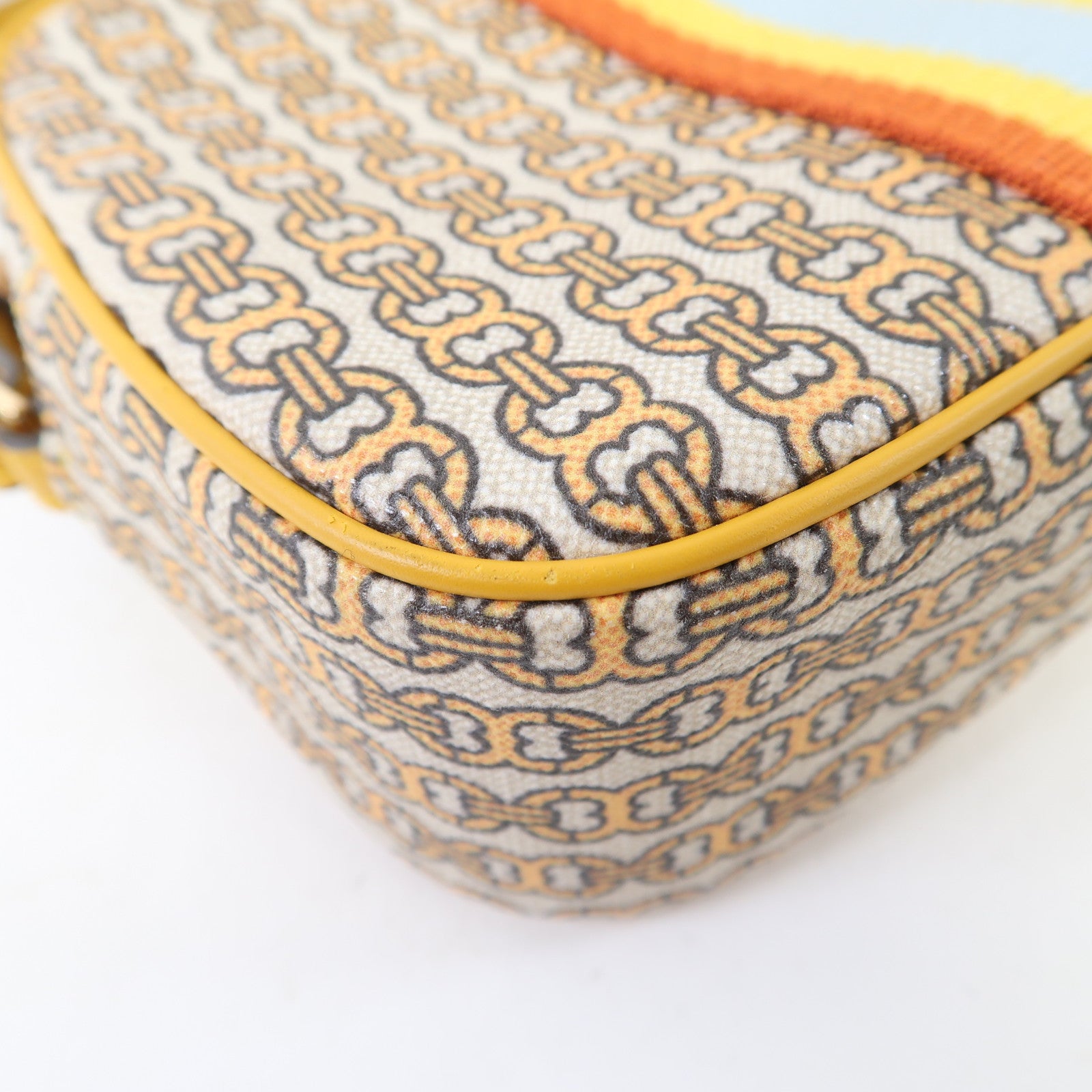 Tory Burch 帆布Camera Bag金扣肩背袋黃色
